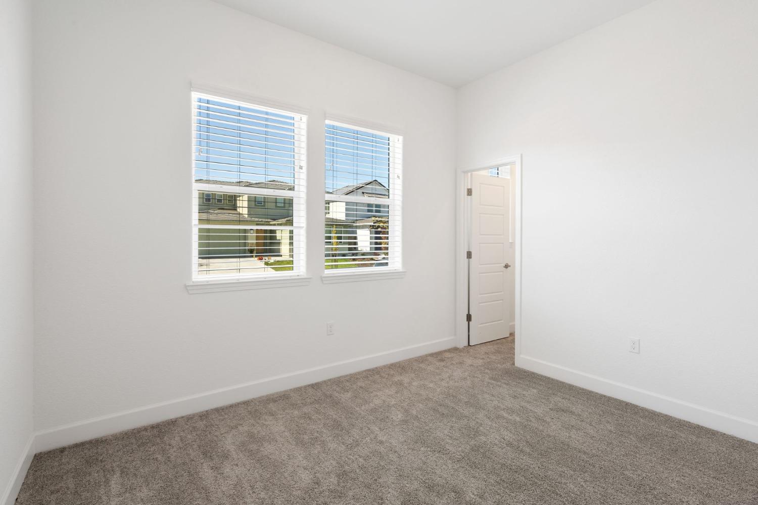 Detail Gallery Image 18 of 28 For 4236 Bellwether Way, Sacramento,  CA 95835 - 4 Beds | 2/1 Baths