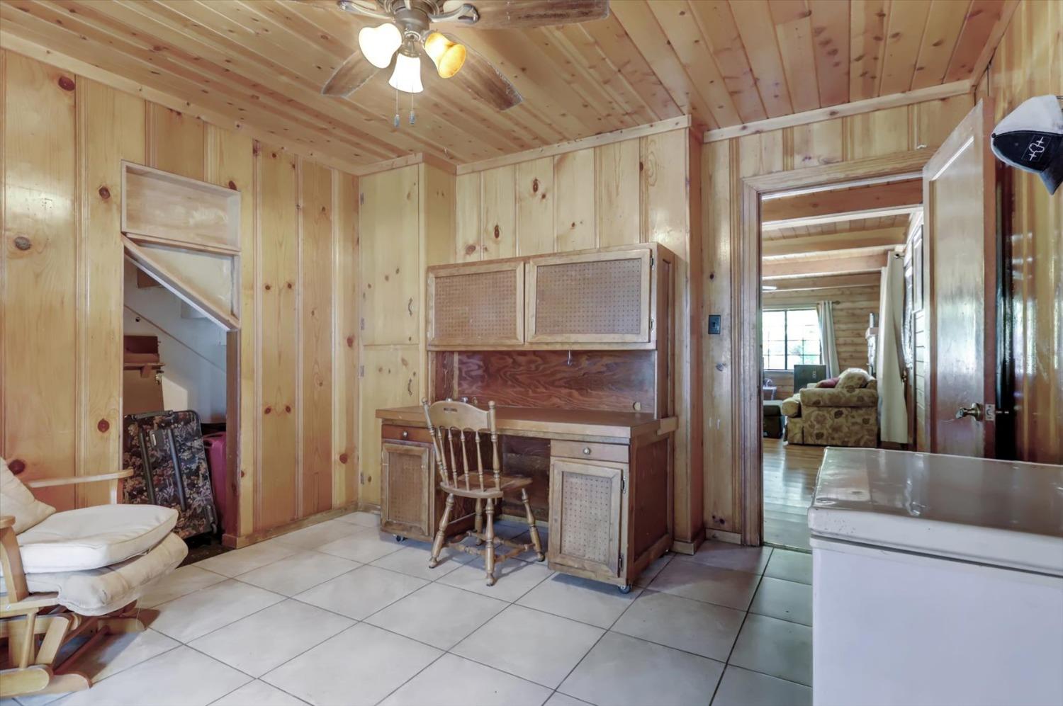 Detail Gallery Image 15 of 93 For 725 E Main St, Downieville,  CA 95936 - 5 Beds | 2 Baths