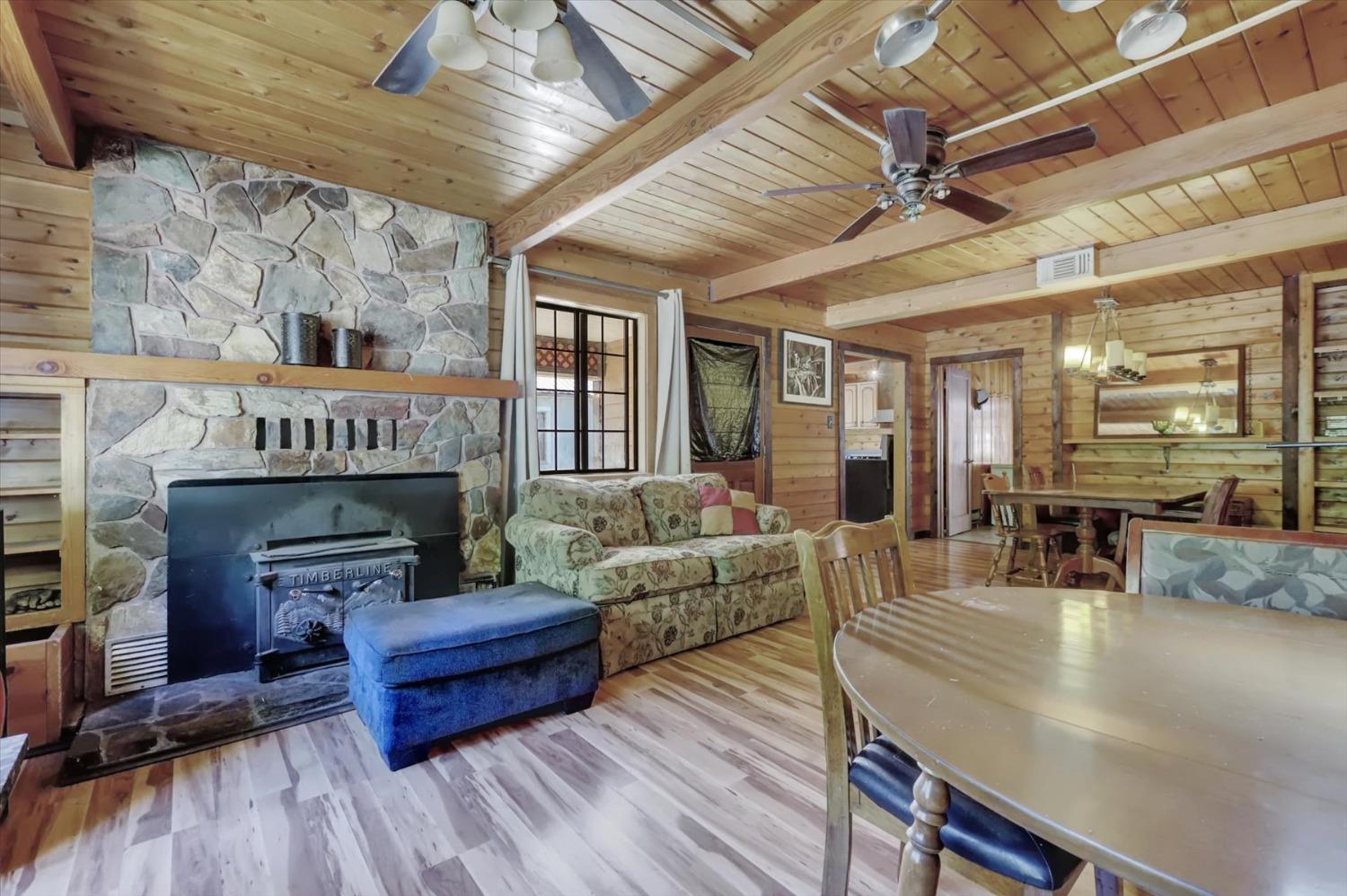 Detail Gallery Image 5 of 93 For 725 E Main St, Downieville,  CA 95936 - 5 Beds | 2 Baths