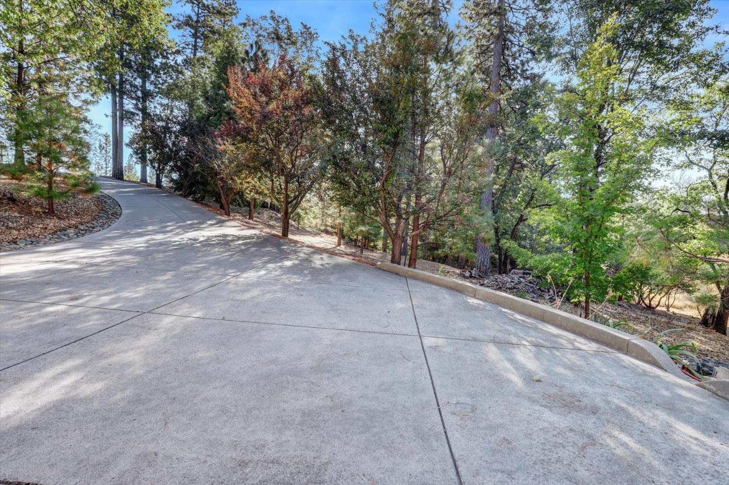 Detail Gallery Image 80 of 99 For 11722 Logans Run Ct, Grass Valley,  CA 95945 - 4 Beds | 3/1 Baths