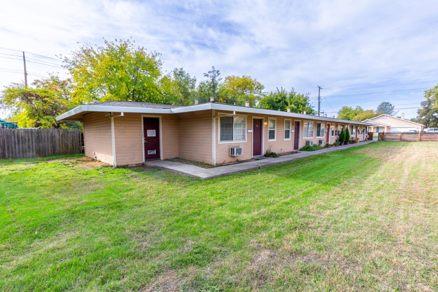 Detail Gallery Image 1 of 11 For 2720 Forrest St, Sacramento,  CA 95815 - – Beds | – Baths