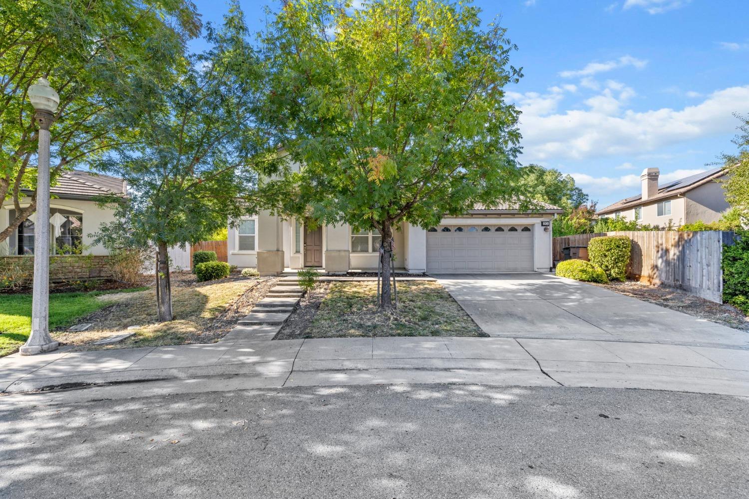 Detail Gallery Image 5 of 67 For 2874 Southcreek Dr, Lincoln,  CA 95648 - 4 Beds | 3 Baths