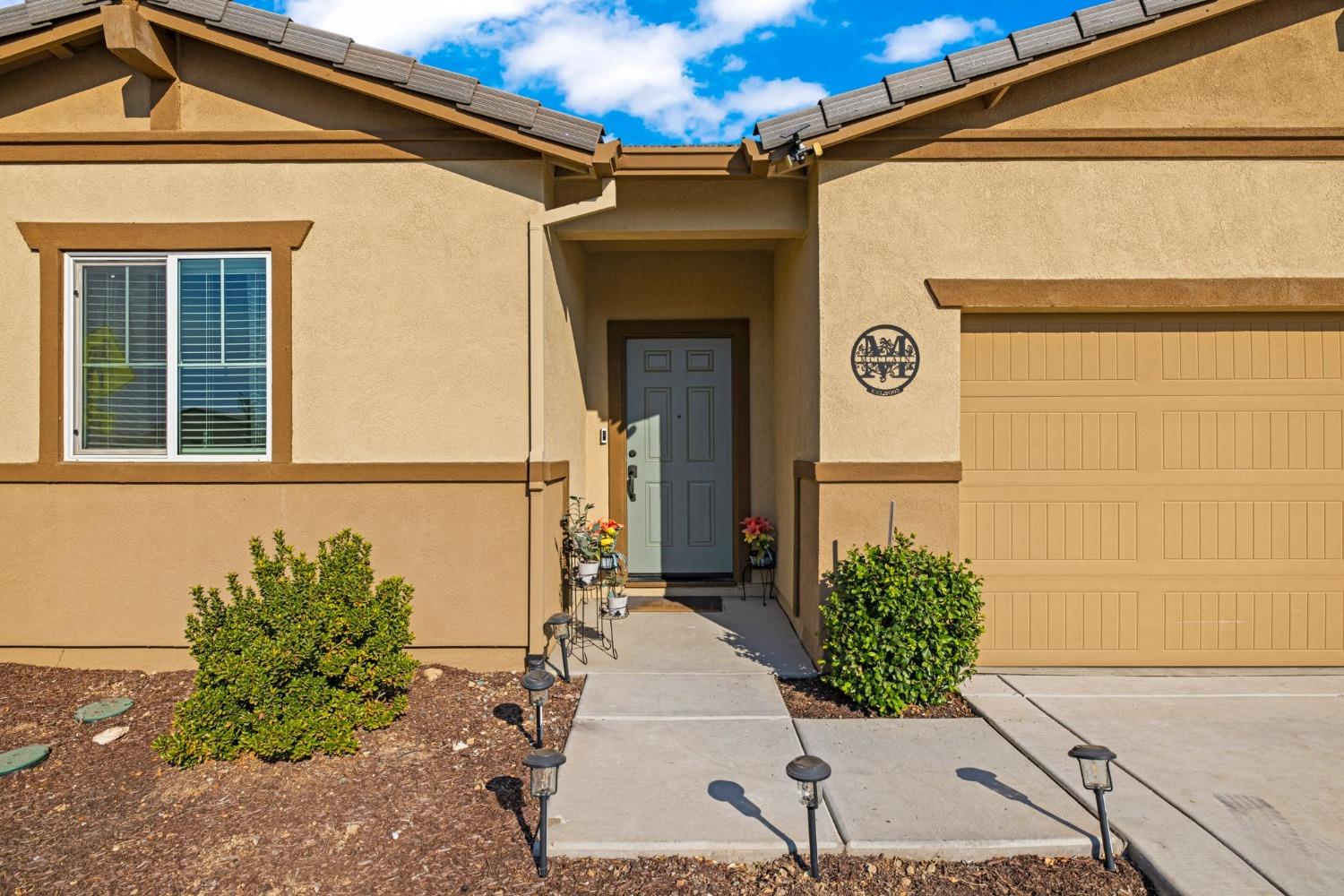 Detail Gallery Image 3 of 38 For 1355 Callison Way, Plumas Lake,  CA 95961 - 4 Beds | 2 Baths