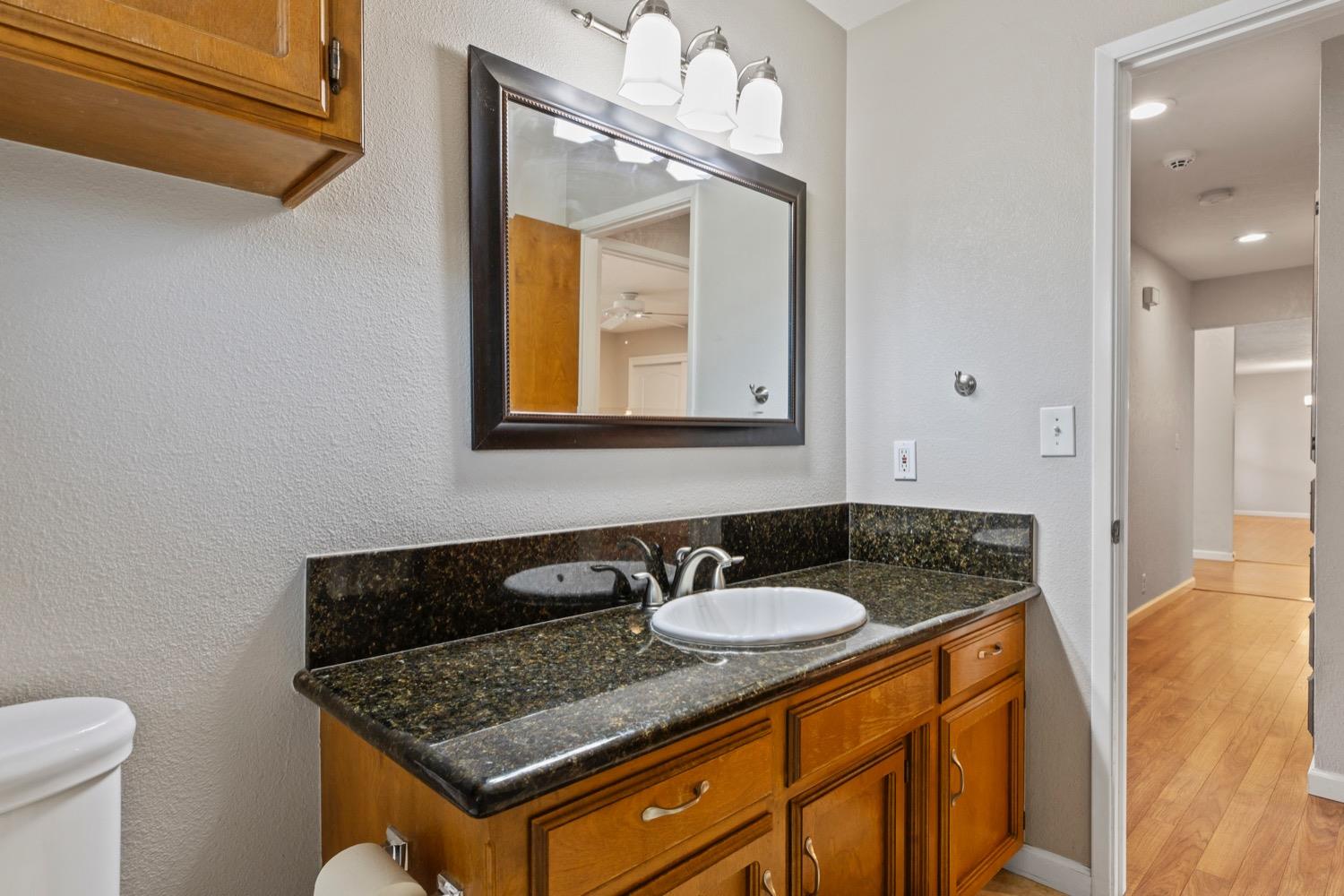 Detail Gallery Image 20 of 38 For 2709 Deerfield Pl, Modesto,  CA 95355 - 3 Beds | 2 Baths