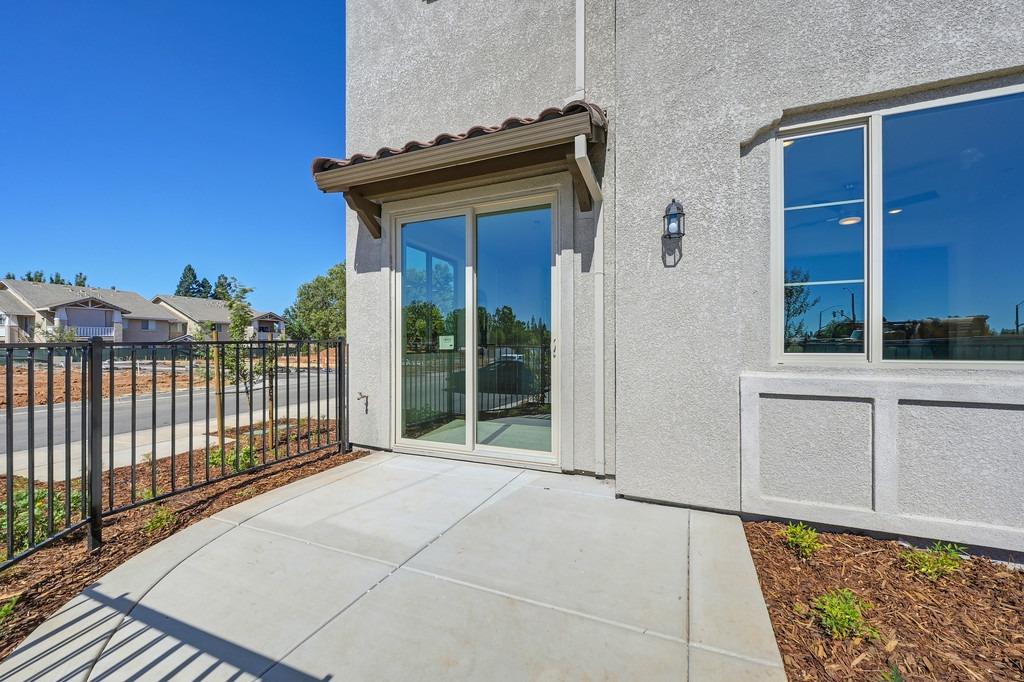 Detail Gallery Image 24 of 35 For 1736 Grand Breeze Ln #74,  Lincoln,  CA 95648 - 3 Beds | 2/1 Baths