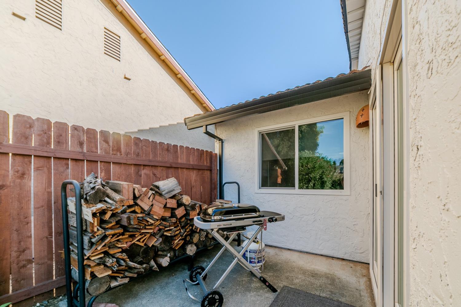 Detail Gallery Image 33 of 34 For 8081 Forest Glen Way, Citrus Heights,  CA 95610 - 3 Beds | 2 Baths