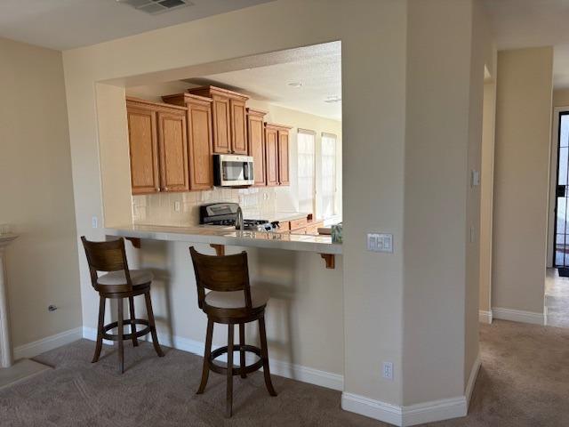 Detail Gallery Image 10 of 35 For 2223 Ryedale Ln, Sacramento,  CA 95835 - 2 Beds | 2 Baths