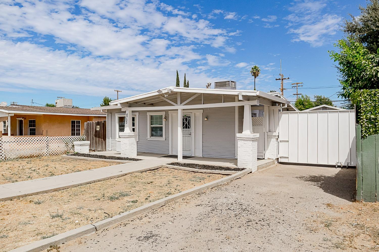 Detail Gallery Image 2 of 26 For 4733 Yosemite Blvd, Modesto,  CA 95357 - 2 Beds | 1 Baths