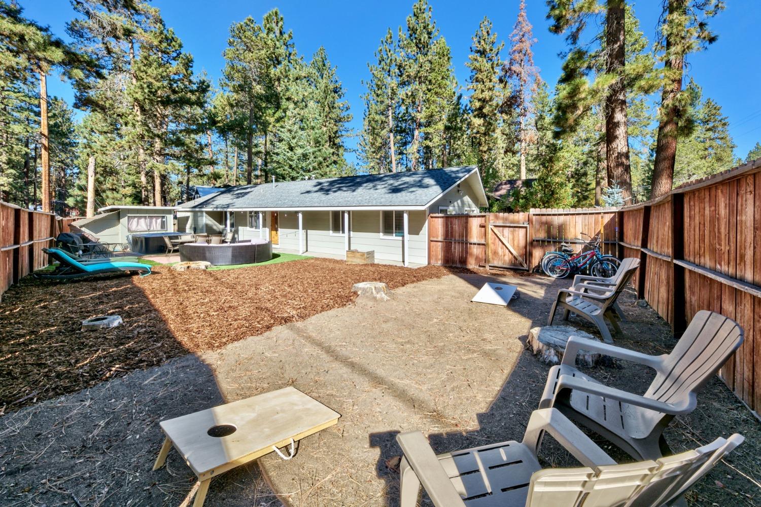 Detail Gallery Image 22 of 23 For 3691 Rocky Point Rd, South Lake Tahoe,  CA 96150 - 3 Beds | 2 Baths