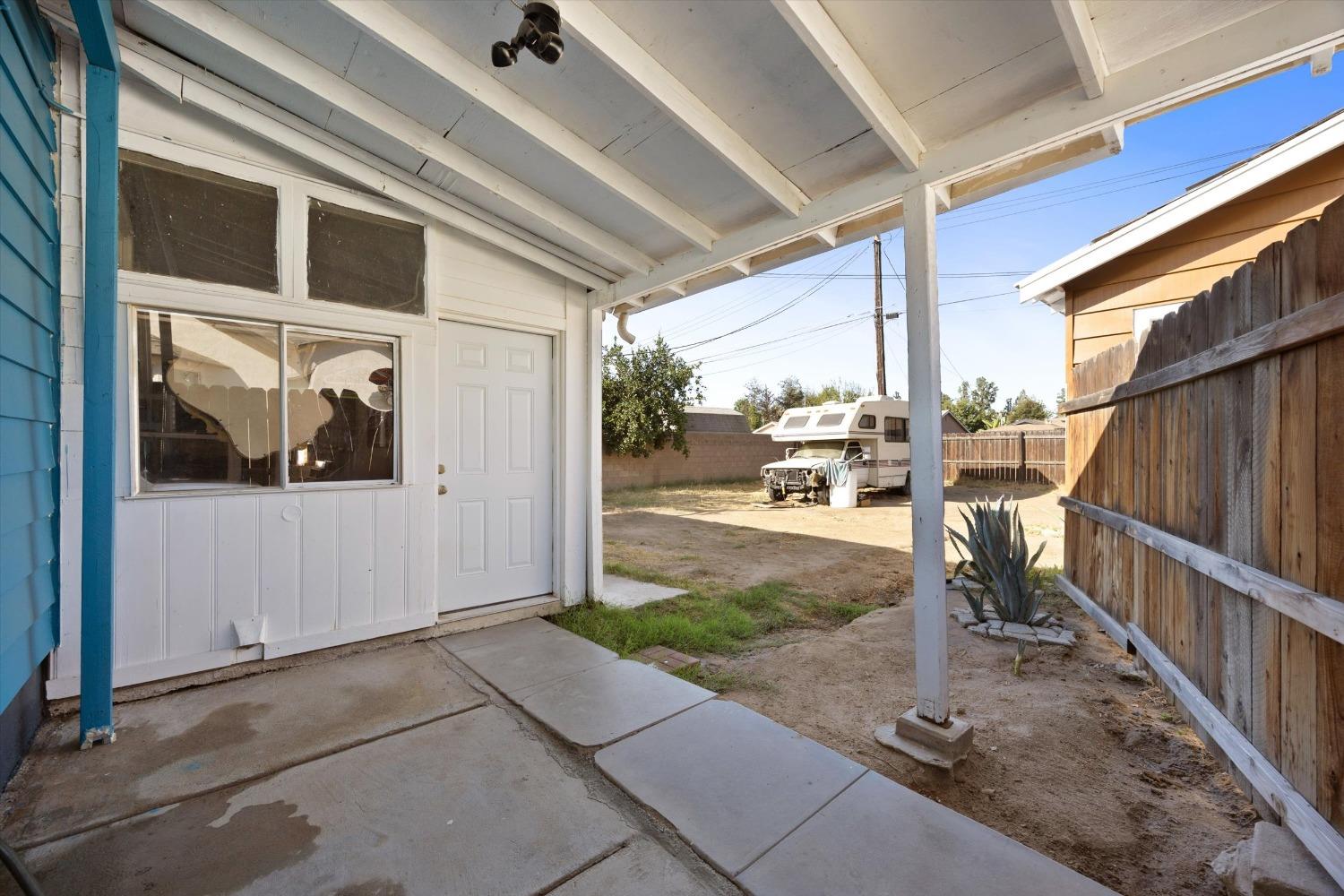 Detail Gallery Image 20 of 30 For 325 Faber St, Shafter,  CA 93263 - 2 Beds | 1 Baths