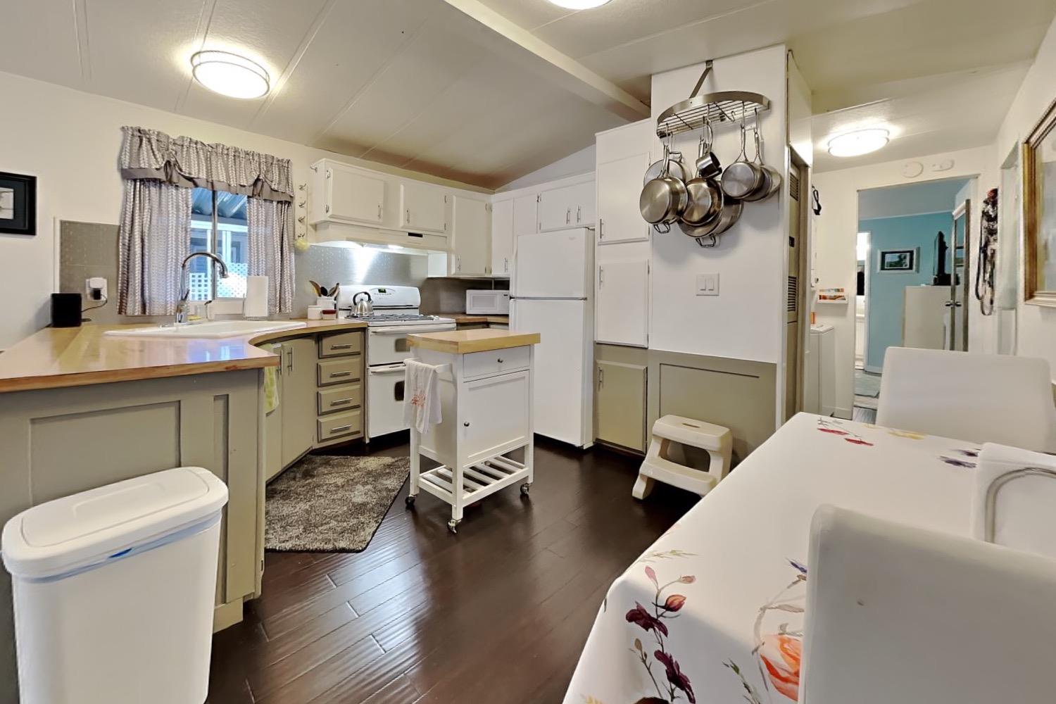 Detail Gallery Image 20 of 94 For 78 Clipper Ln, Modesto,  CA 95356 - 2 Beds | 2 Baths