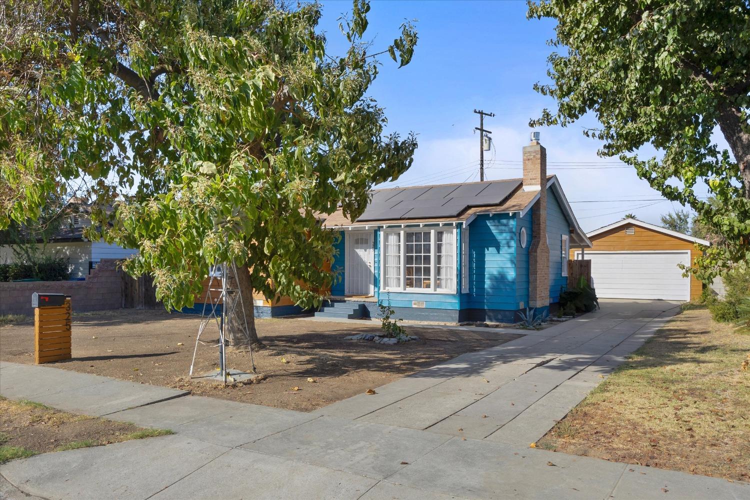 Detail Gallery Image 3 of 30 For 325 Faber St, Shafter,  CA 93263 - 2 Beds | 1 Baths