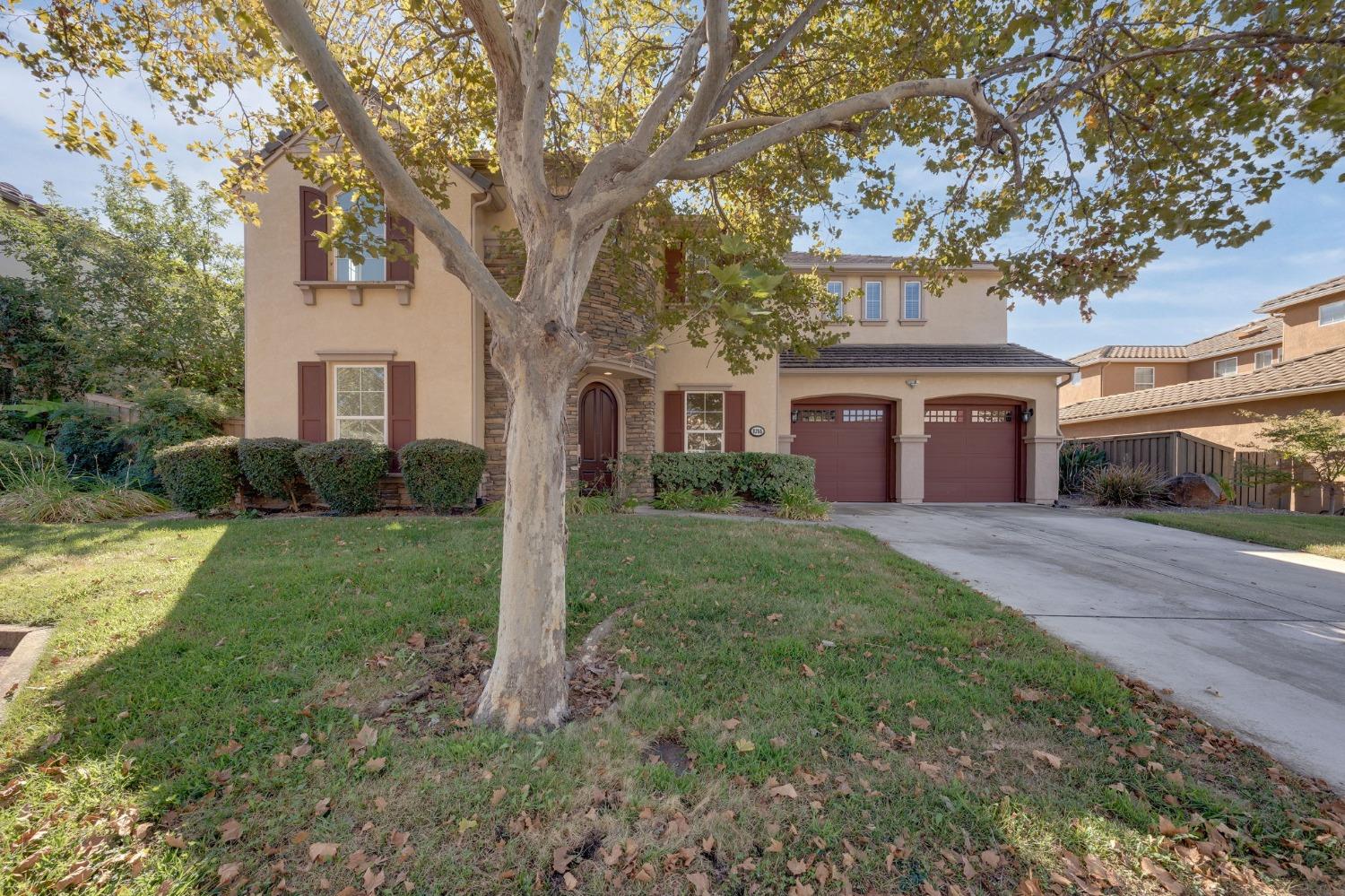 Detail Gallery Image 2 of 47 For 9255 Pinehurst Dr, Roseville,  CA 95747 - 4 Beds | 3/1 Baths