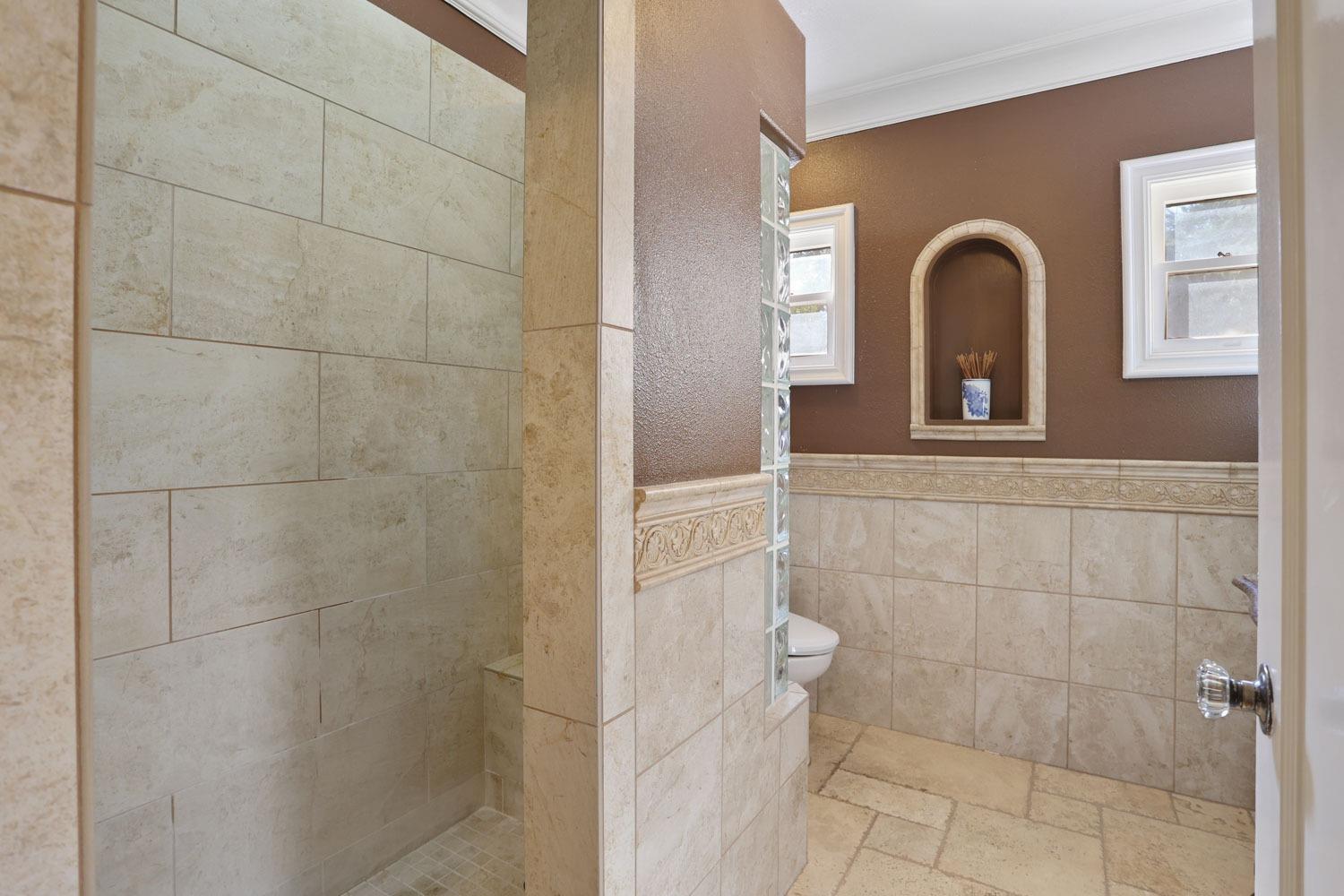 Detail Gallery Image 25 of 42 For 1537 Parker Ave, Tracy,  CA 95376 - 4 Beds | 2/1 Baths