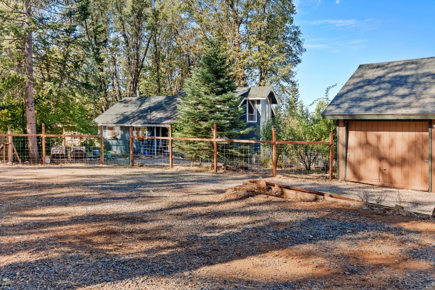 Detail Gallery Image 49 of 72 For 13610 Lightning Tree Rd, Nevada City,  CA 95959 - 2 Beds | 2 Baths