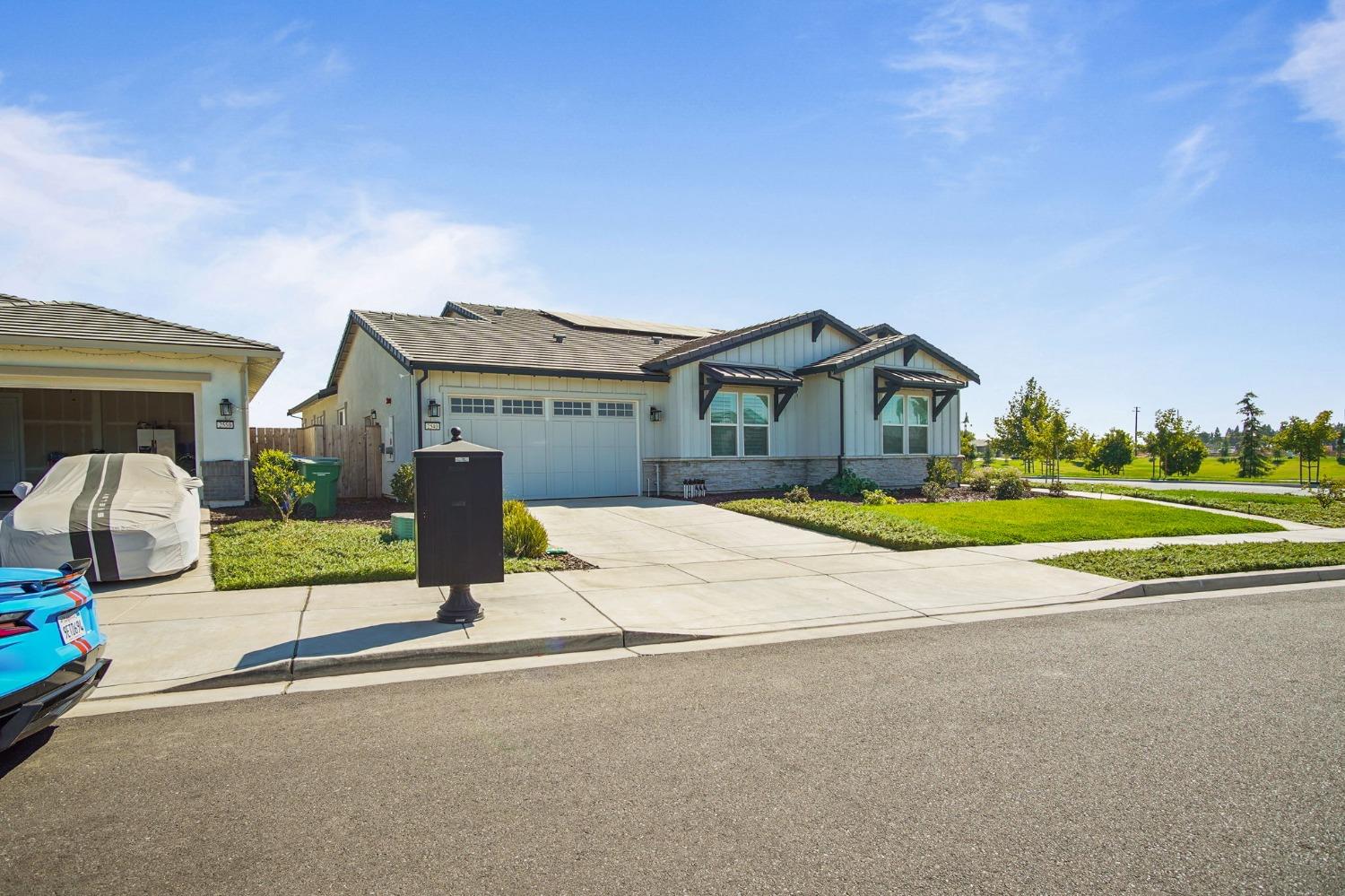 Detail Gallery Image 4 of 33 For 2540 Fairbanks Ranch Rd, Turlock,  CA 95382 - 4 Beds | 4/1 Baths