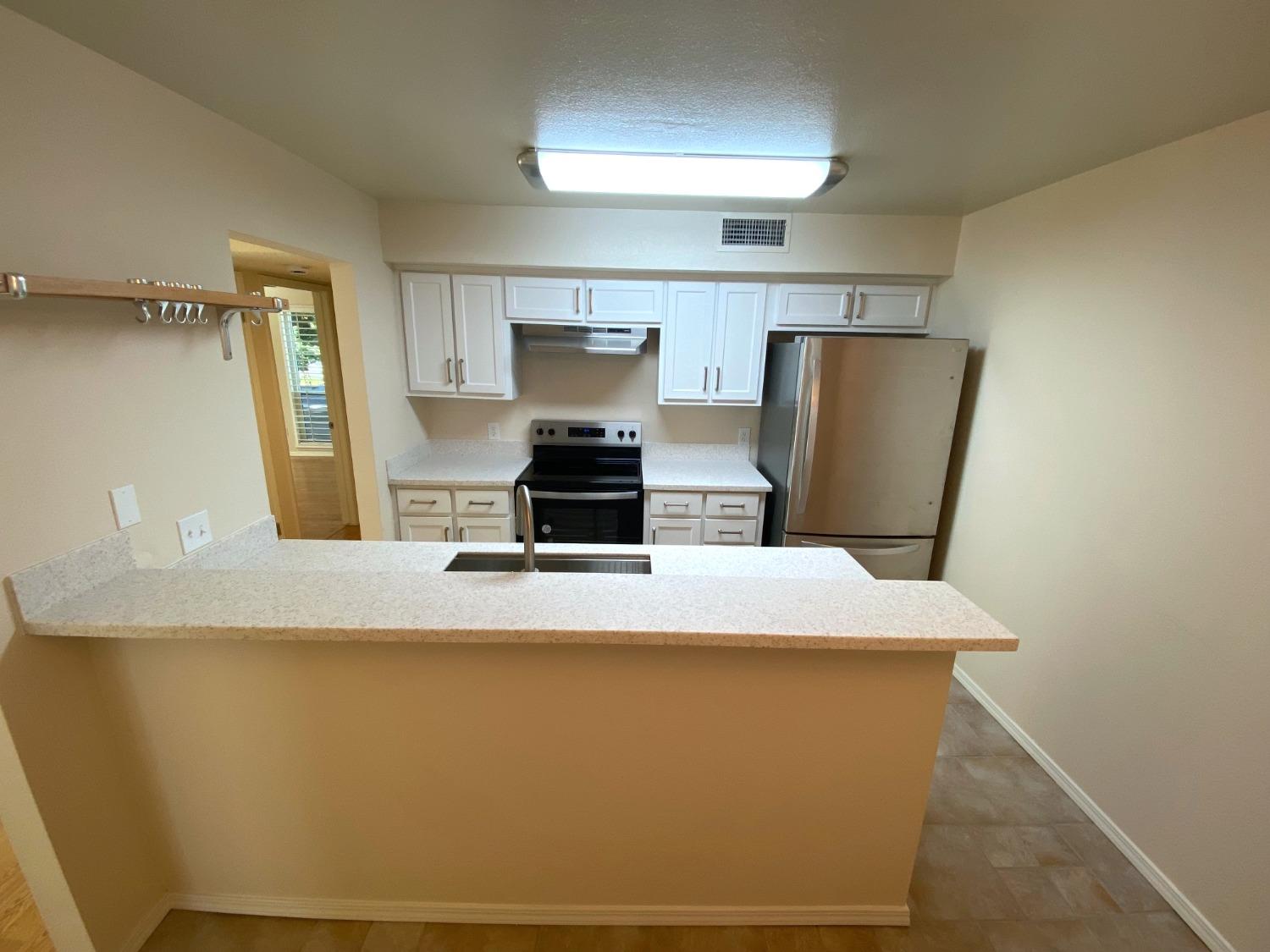 Detail Gallery Image 7 of 51 For 850 Del Verde Cir #4,  Sacramento,  CA 95833 - 2 Beds | 1 Baths