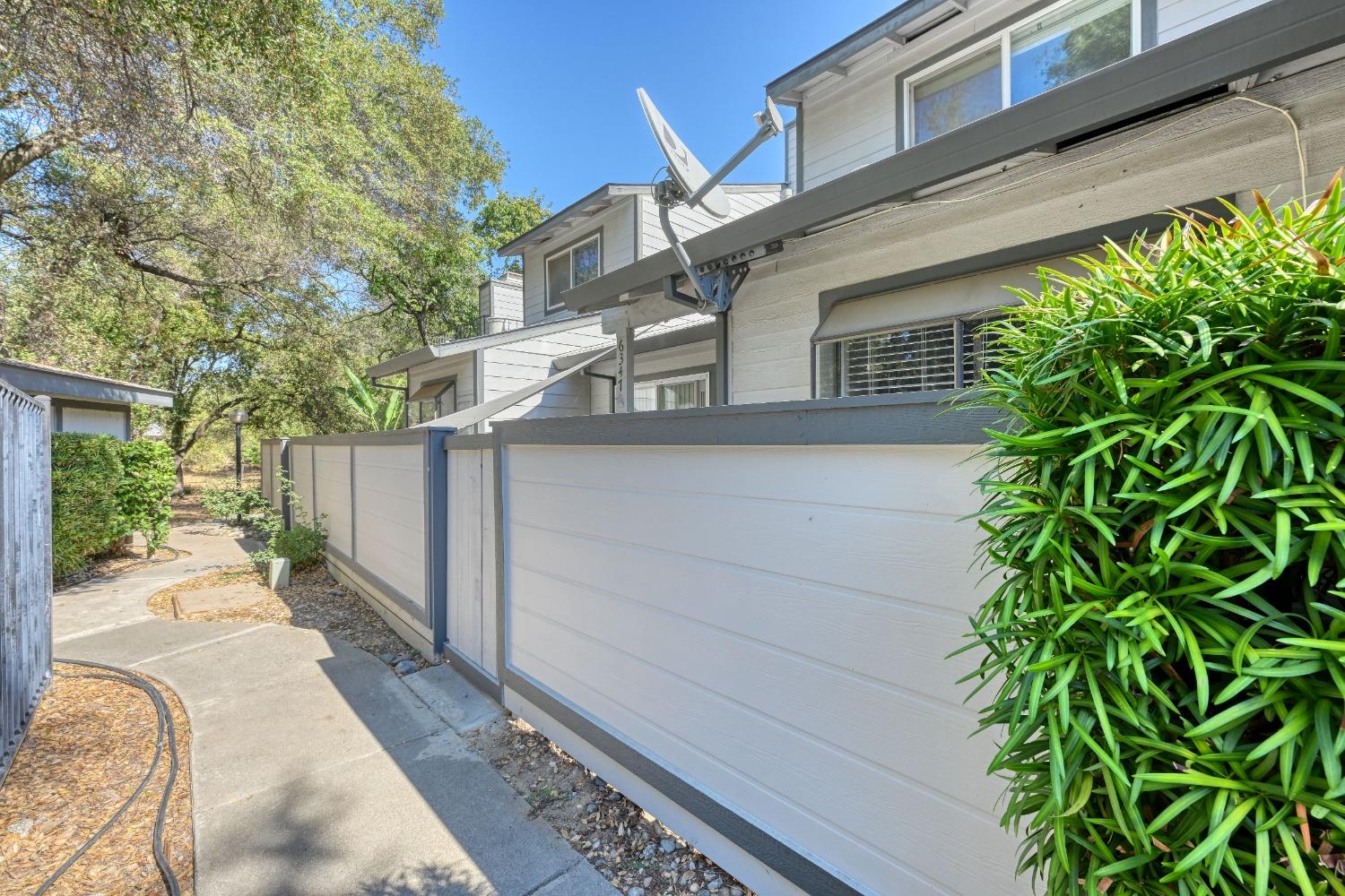 Detail Gallery Image 21 of 30 For 6347 Slippery Creek Ln, Citrus Heights,  CA 95621 - 3 Beds | 2/1 Baths