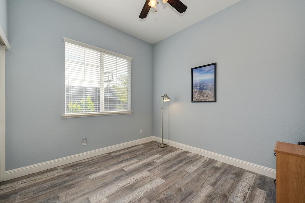 Detail Gallery Image 13 of 50 For 607 Lefevre Dr, Folsom,  CA 95630 - 3 Beds | 2 Baths