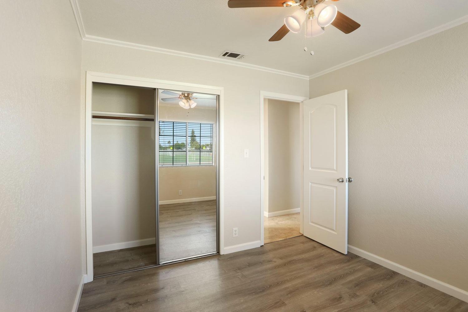 Detail Gallery Image 23 of 38 For 755 Locust Ave, Manteca,  CA 95337 - 3 Beds | 2 Baths