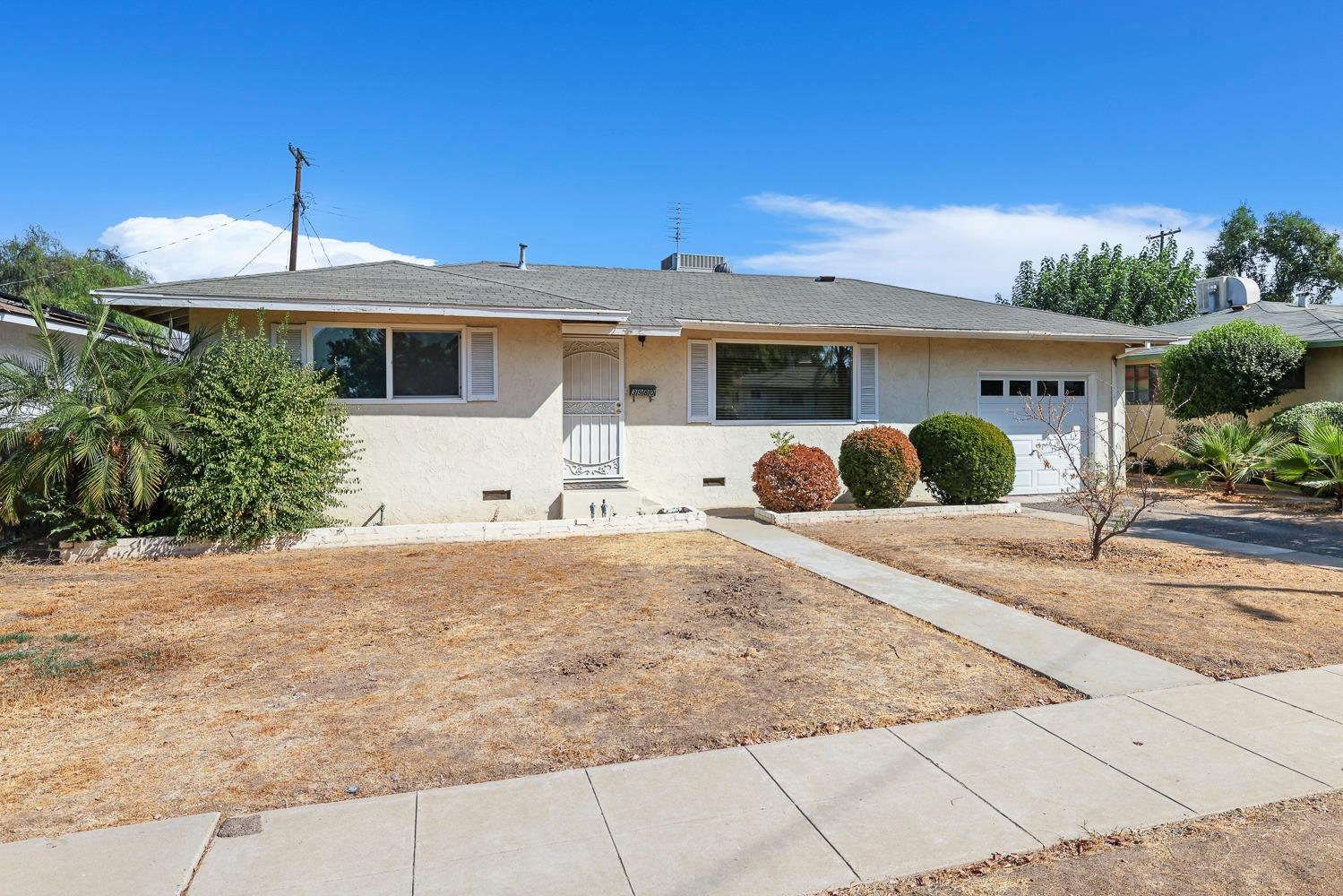 N Pleasant Avenue, Fresno, California image 3