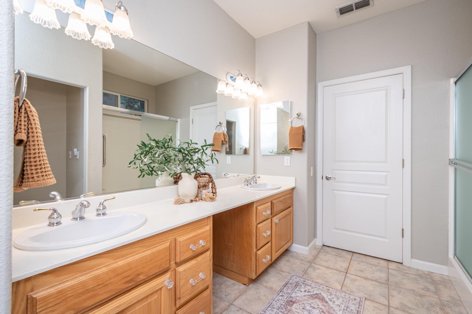 Detail Gallery Image 30 of 57 For 2507 Sasparilla Ct, Rocklin,  CA 95765 - 2 Beds | 2 Baths