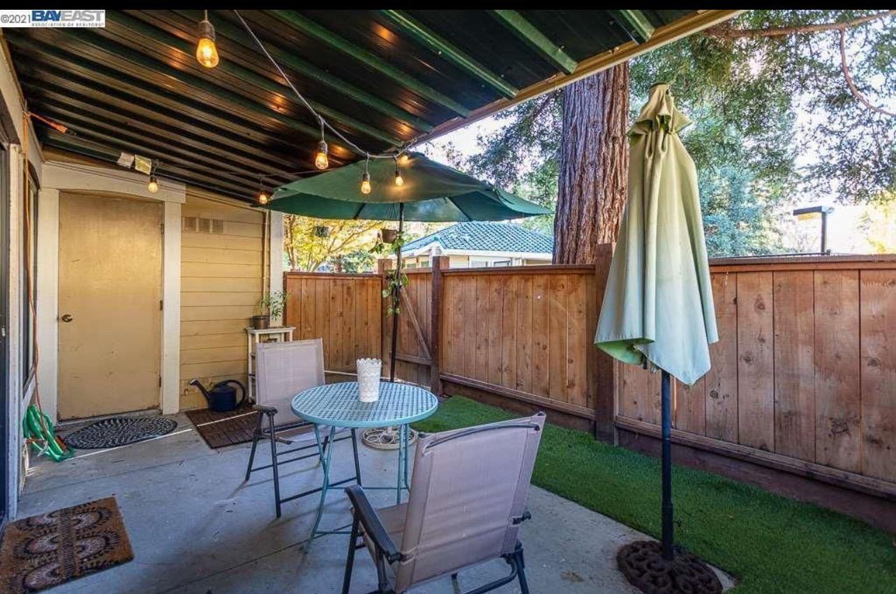 Detail Gallery Image 12 of 17 For 801 Center Ave, Martinez,  CA 94553 - 2 Beds | 1 Baths