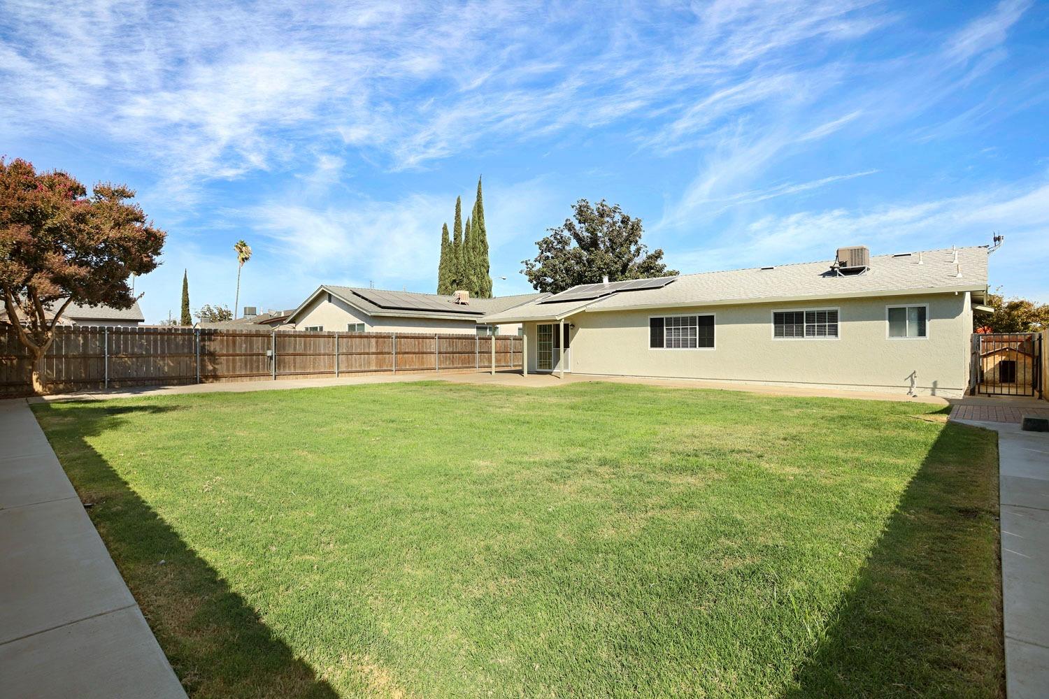 Detail Gallery Image 34 of 38 For 755 Locust Ave, Manteca,  CA 95337 - 3 Beds | 2 Baths