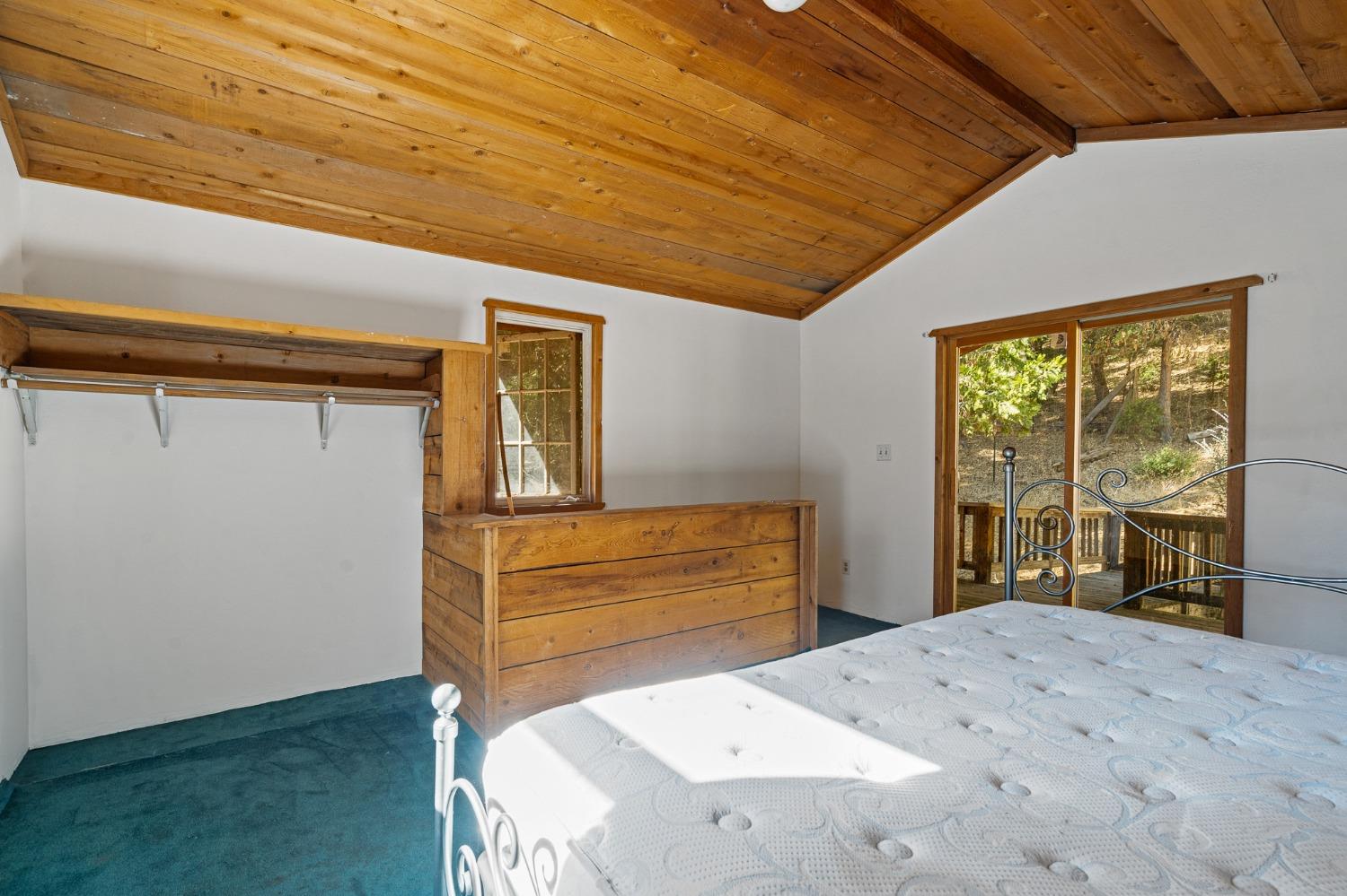 Detail Gallery Image 16 of 55 For 2285 Cedarville Rd, Somerset,  CA 95684 - 3 Beds | 2 Baths