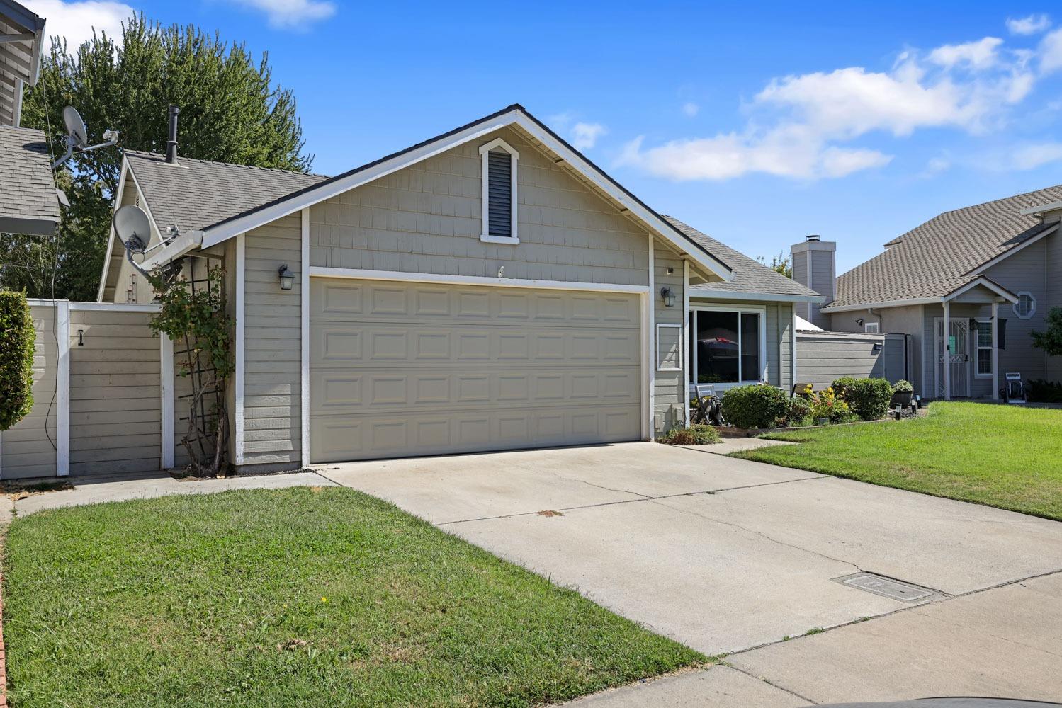 Detail Gallery Image 4 of 24 For 3704 Hague Ct, Modesto,  CA 95356 - 3 Beds | 2 Baths