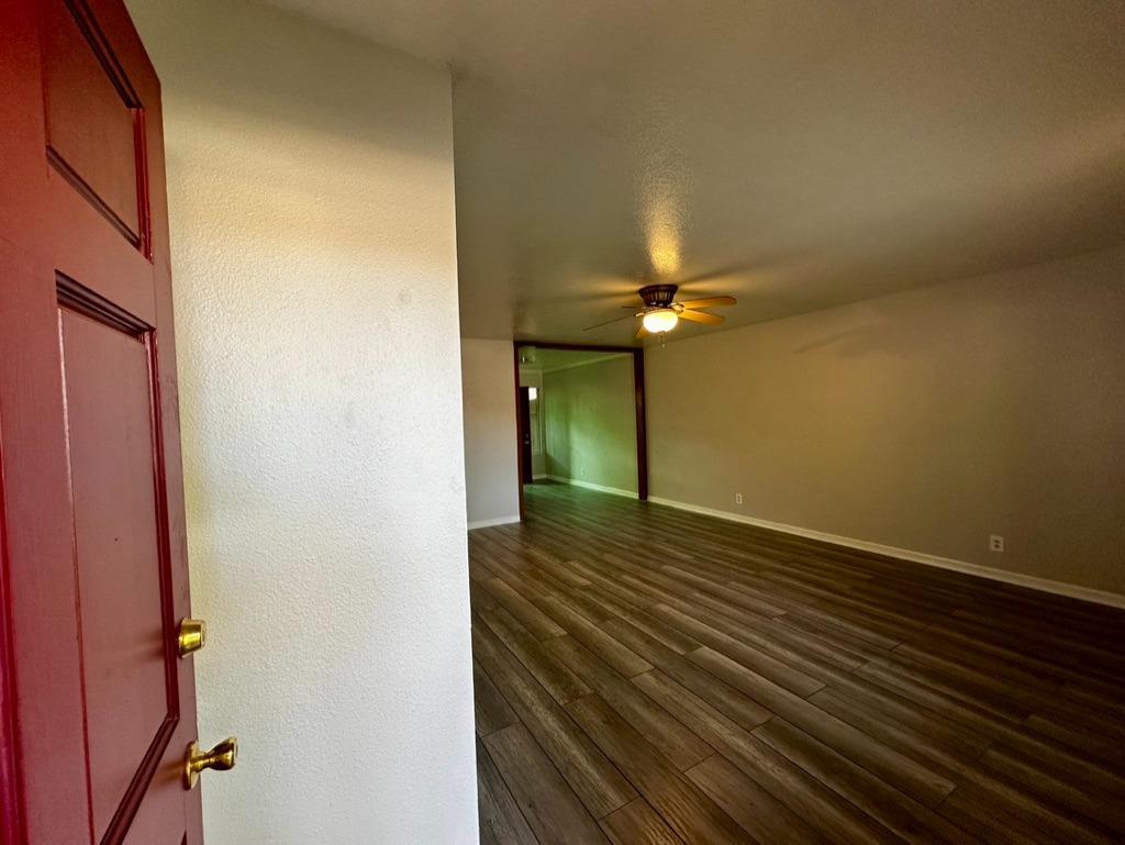 Detail Gallery Image 5 of 22 For 6411 Plymouth, Stockton,  CA 95207 - 2 Beds | 1 Baths