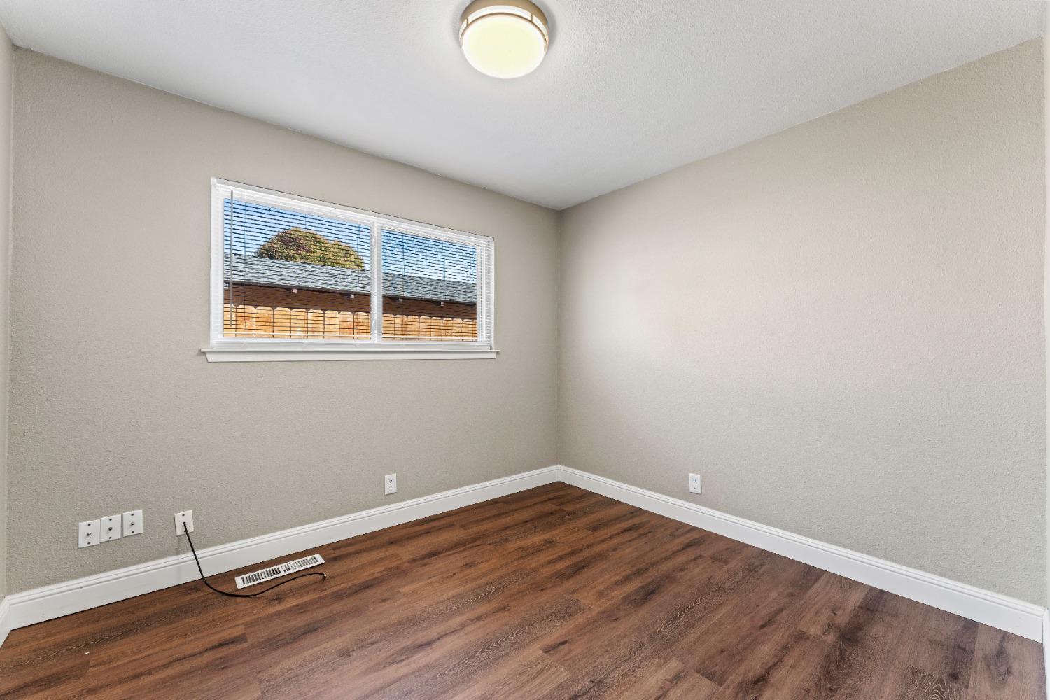 Detail Gallery Image 21 of 65 For 606 1st, Wheatland,  CA 95692 - 3 Beds | 2 Baths