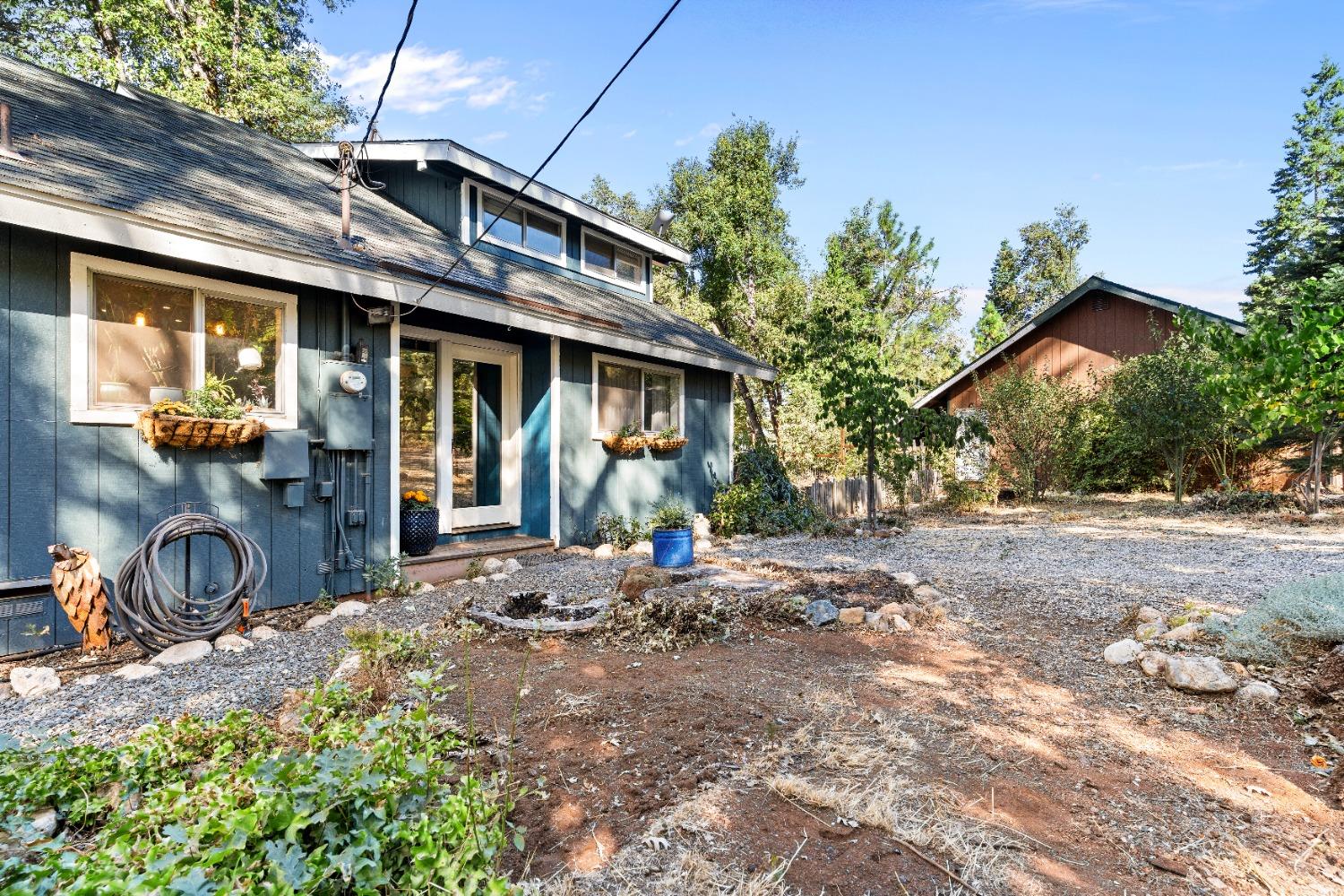 Detail Gallery Image 52 of 72 For 13610 Lightning Tree Rd, Nevada City,  CA 95959 - 2 Beds | 2 Baths