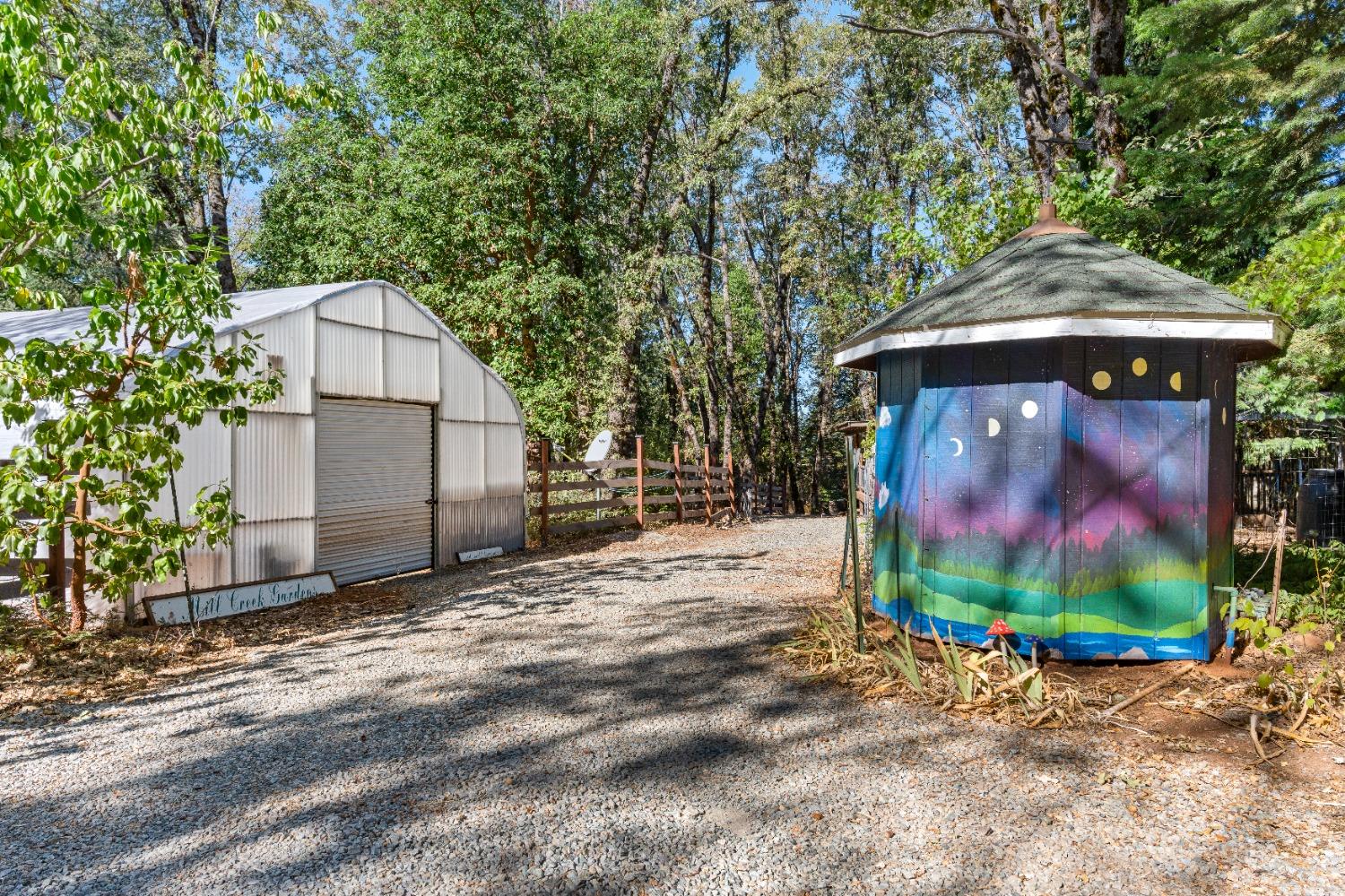 Detail Gallery Image 45 of 72 For 13610 Lightning Tree Rd, Nevada City,  CA 95959 - 2 Beds | 2 Baths