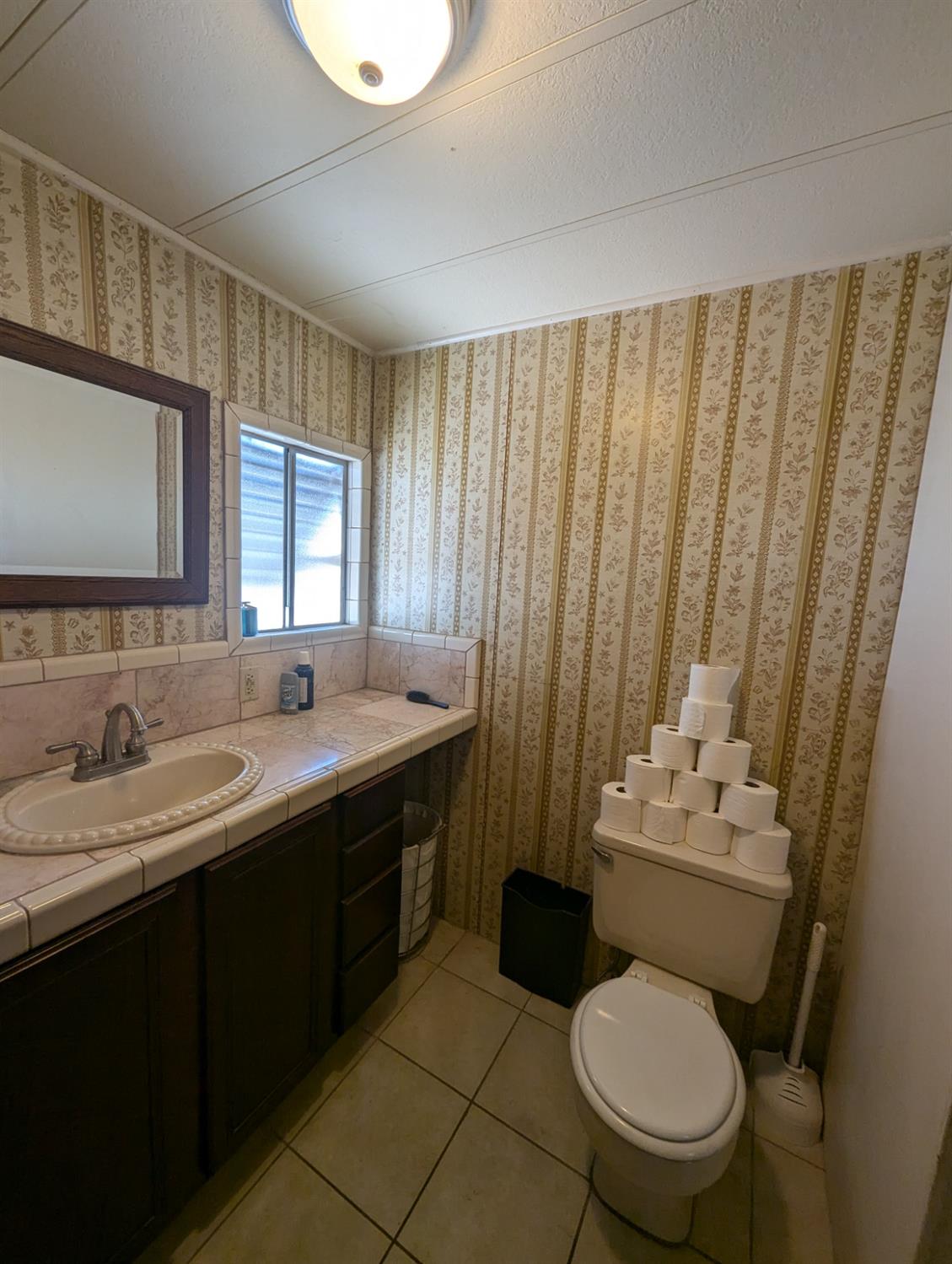 Detail Gallery Image 13 of 16 For 62 Pineacre Ln, Rancho Cordova,  CA 95670 - 1 Beds | 1 Baths