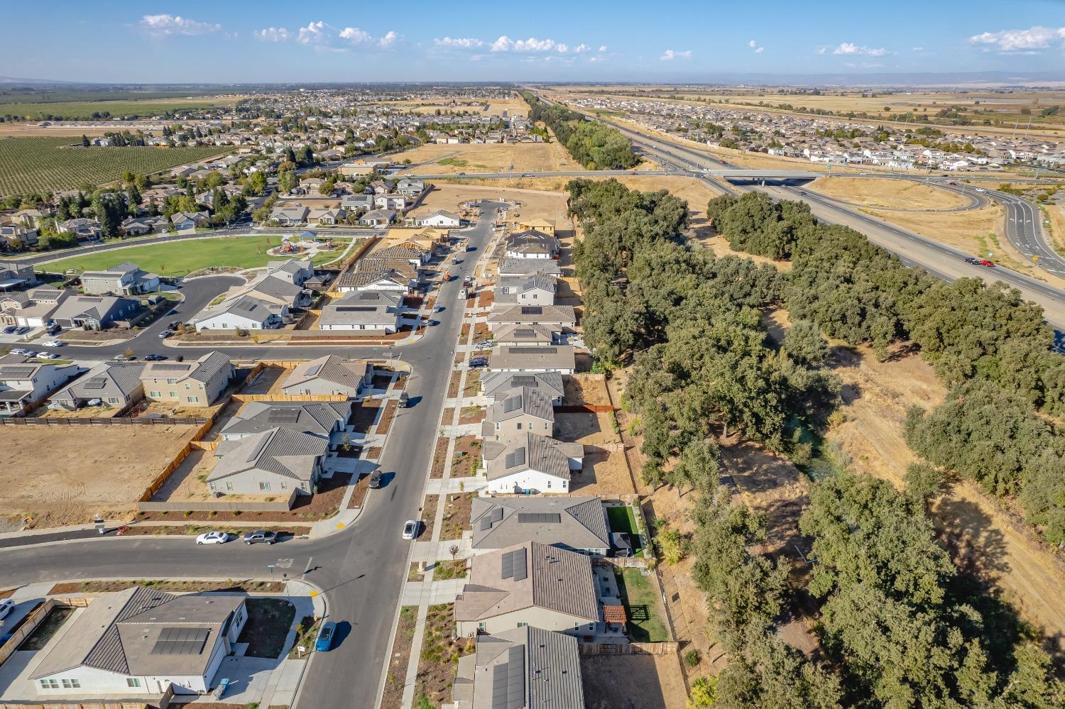 Detail Gallery Image 53 of 59 For 733 Pacific Grove Way, Plumas Lake,  CA 95961 - 3 Beds | 2 Baths