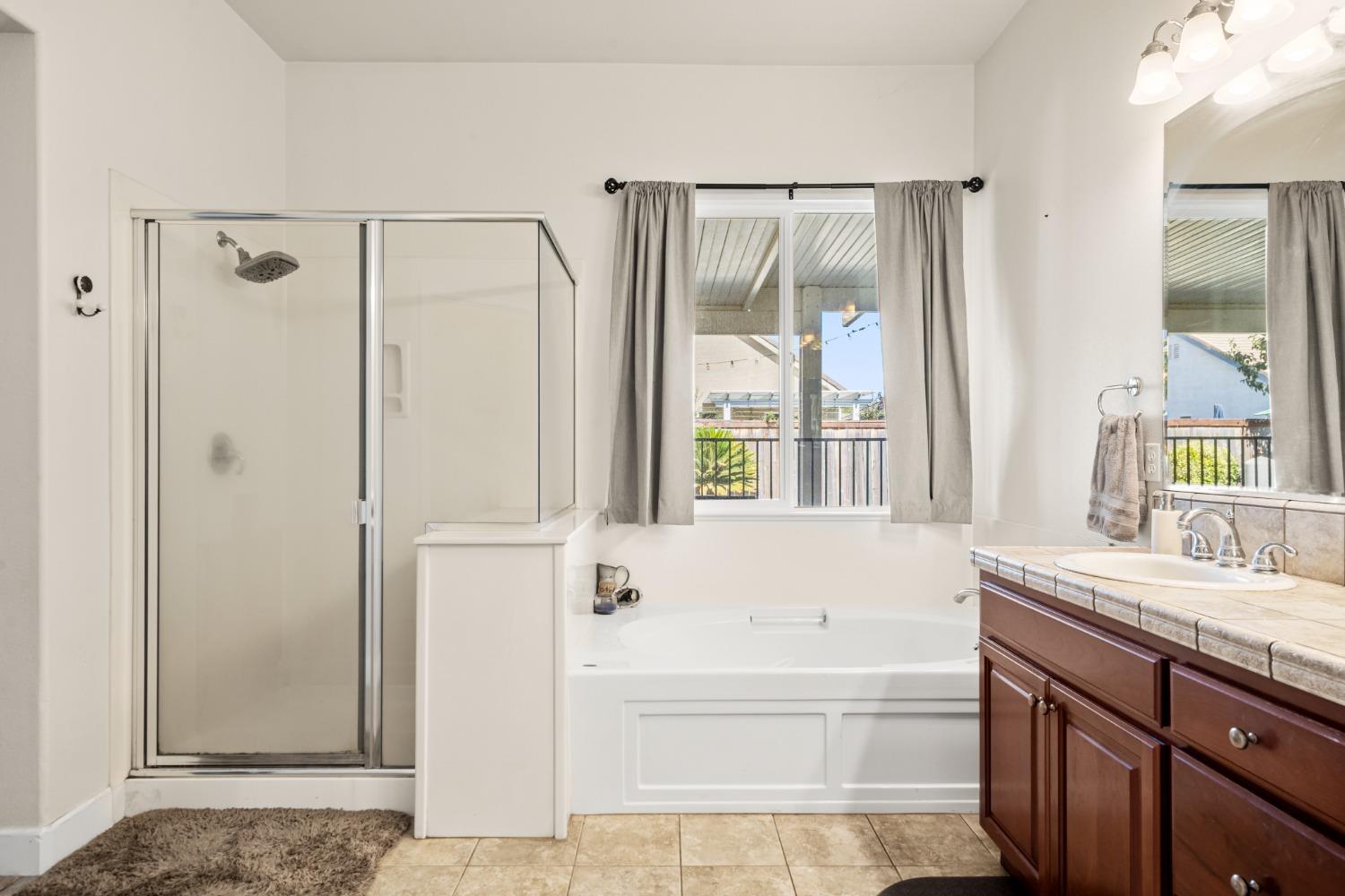 Detail Gallery Image 29 of 54 For 1377 Snowy Egret St, Plumas Lake,  CA 95961 - 4 Beds | 2/1 Baths