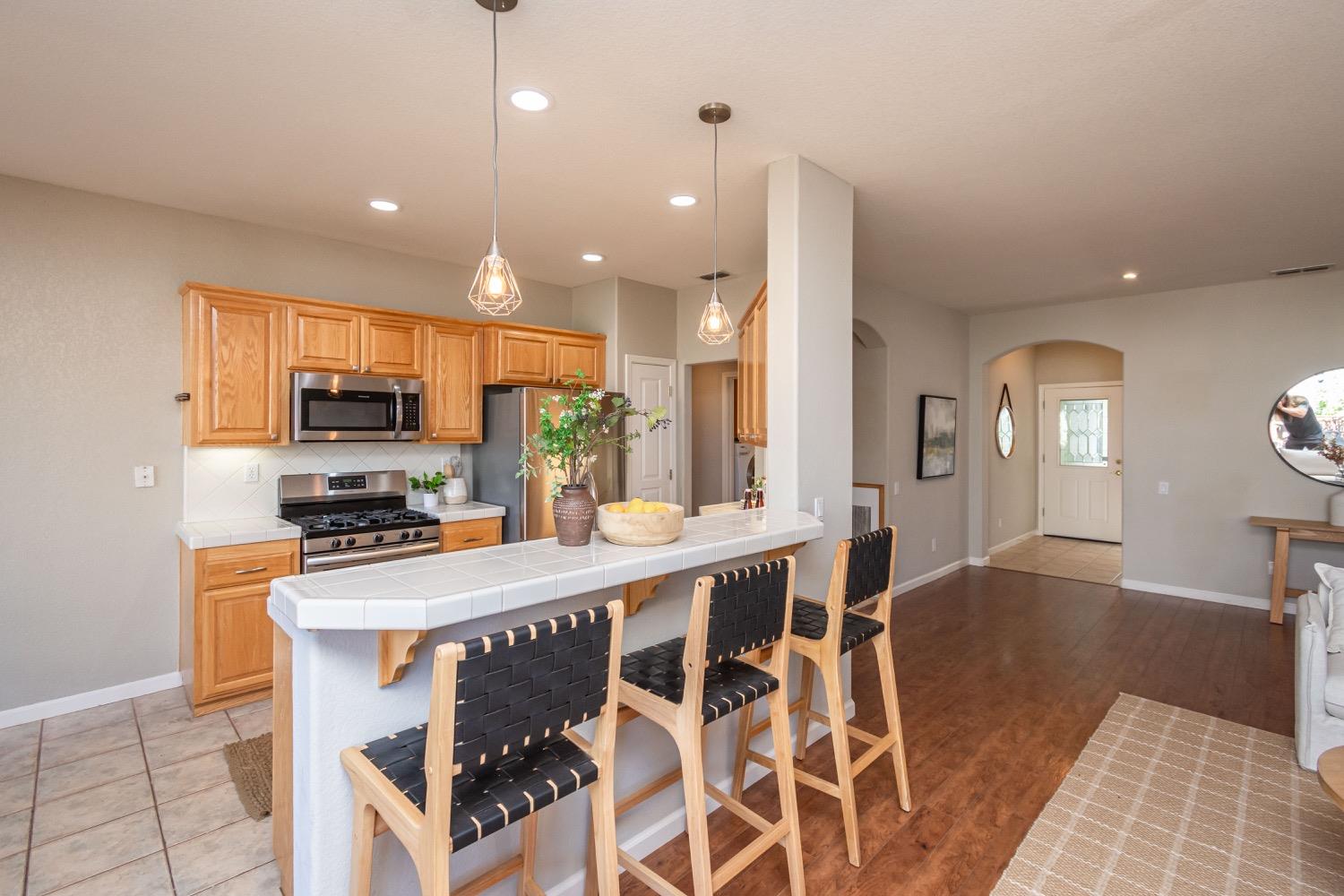 Detail Gallery Image 19 of 57 For 2507 Sasparilla Ct, Rocklin,  CA 95765 - 2 Beds | 2 Baths