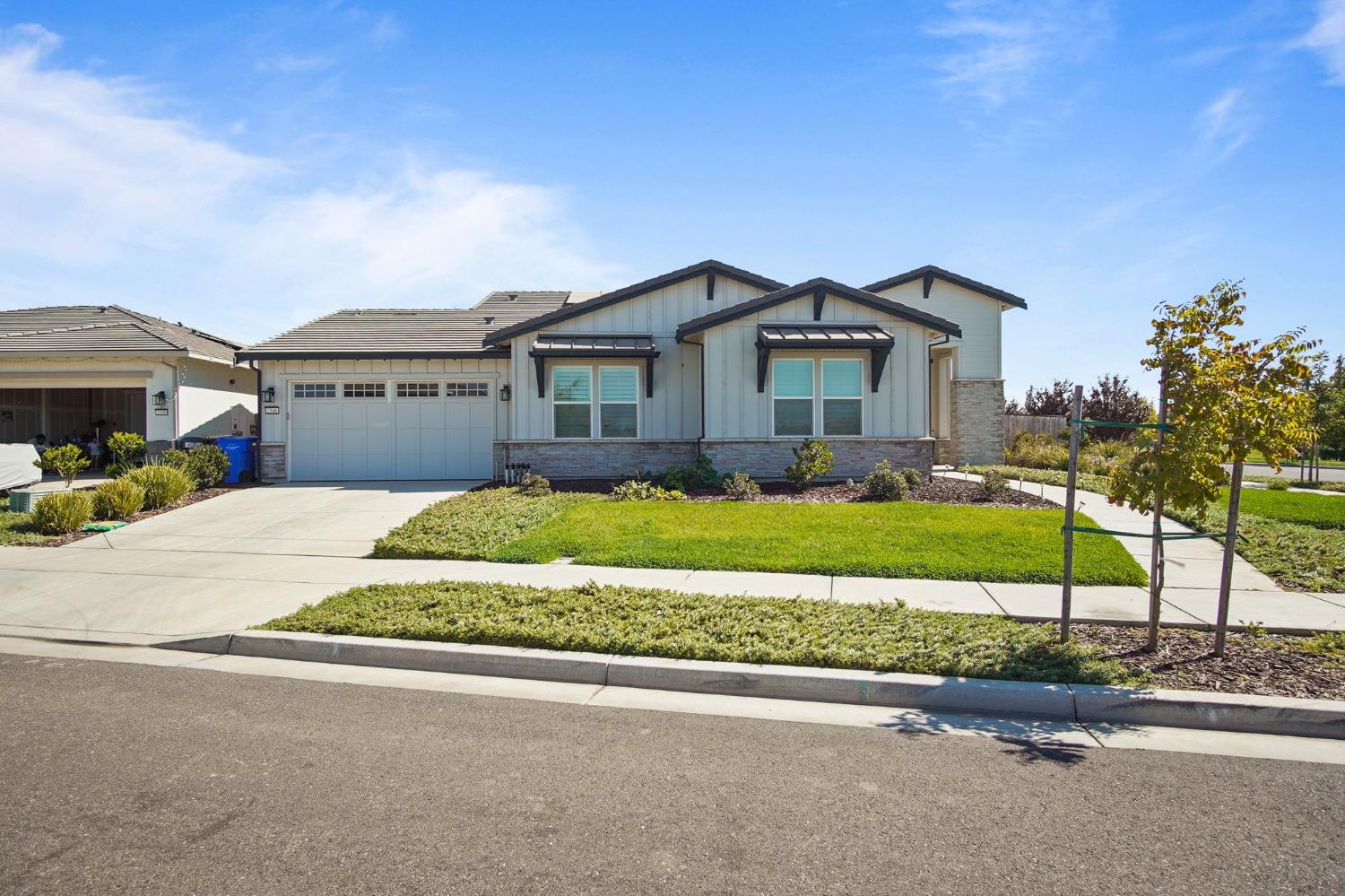 Detail Gallery Image 2 of 33 For 2540 Fairbanks Ranch Rd, Turlock,  CA 95382 - 4 Beds | 4/1 Baths