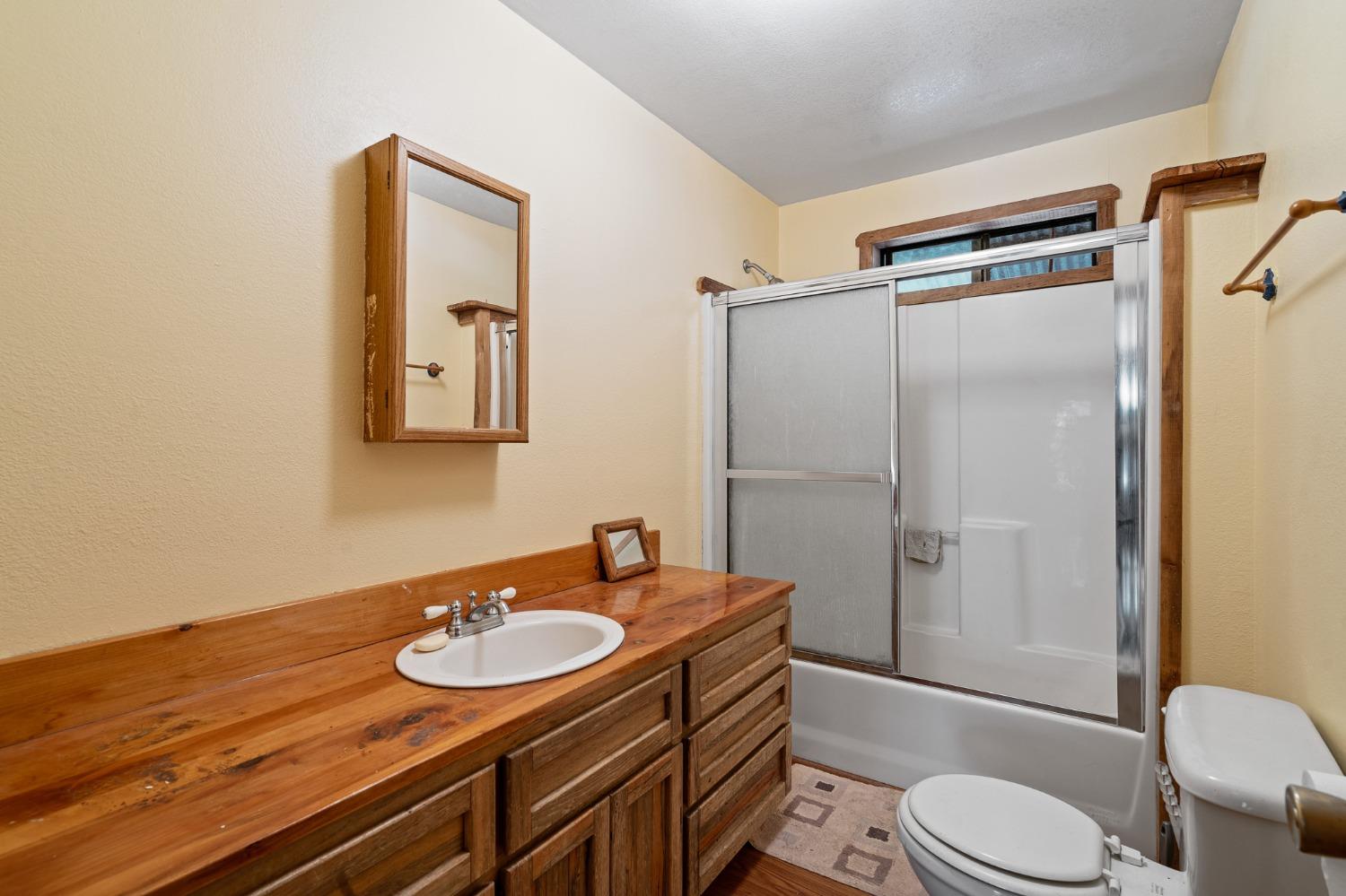 Detail Gallery Image 13 of 55 For 2285 Cedarville Rd, Somerset,  CA 95684 - 3 Beds | 2 Baths