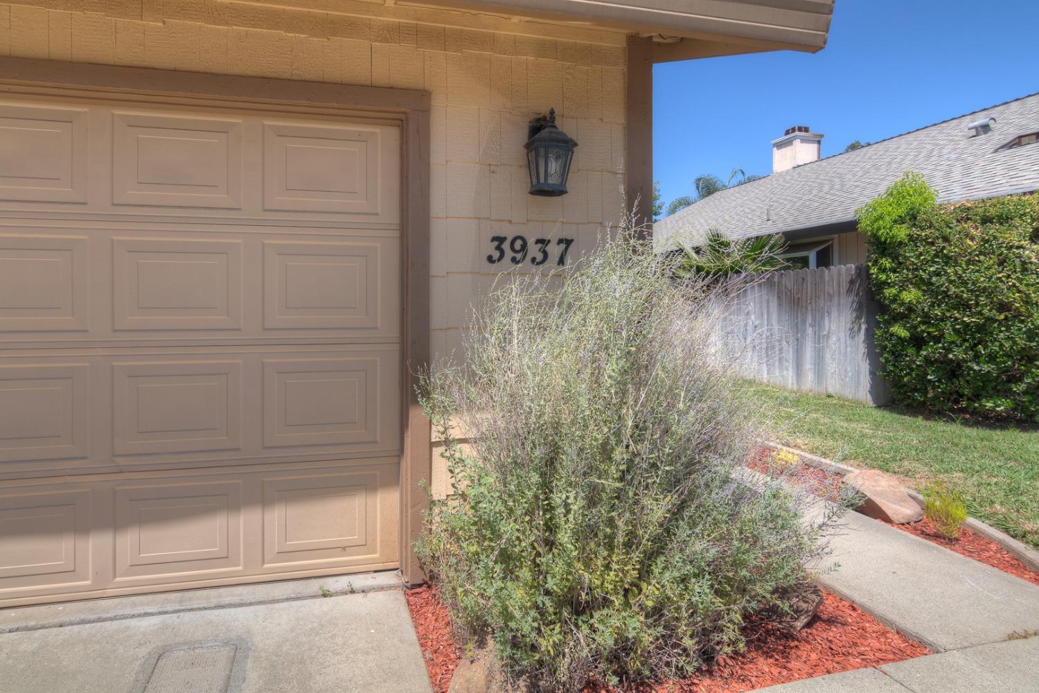 Diane Drive, Antelope, California image 4