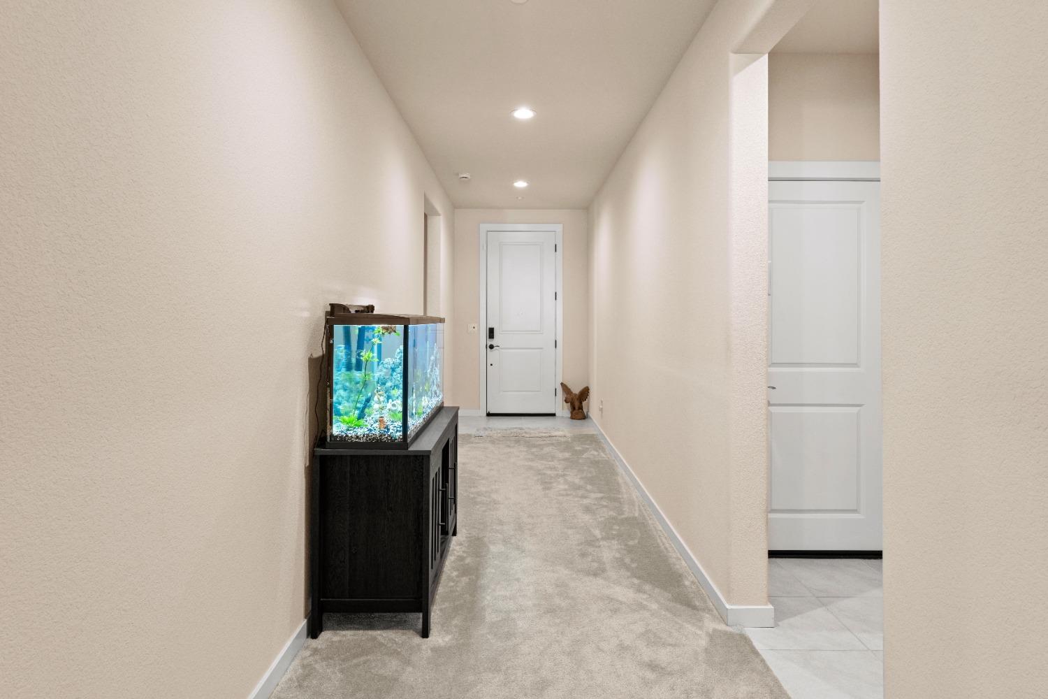 Detail Gallery Image 5 of 59 For 733 Pacific Grove Way, Plumas Lake,  CA 95961 - 3 Beds | 2 Baths