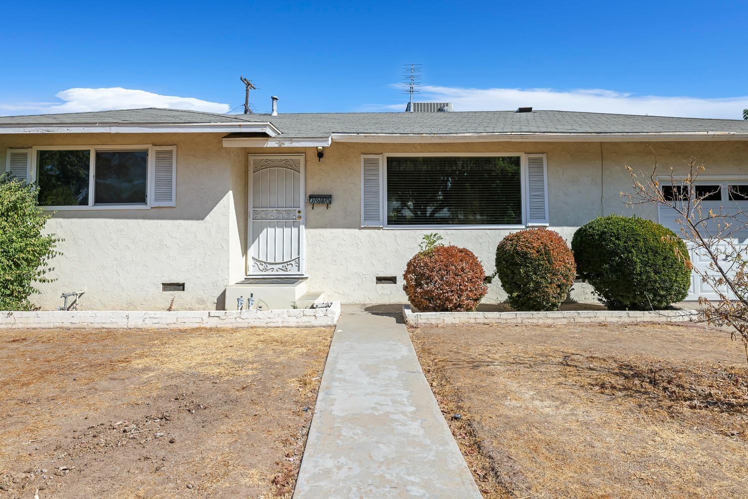 N Pleasant Avenue, Fresno, California image 5