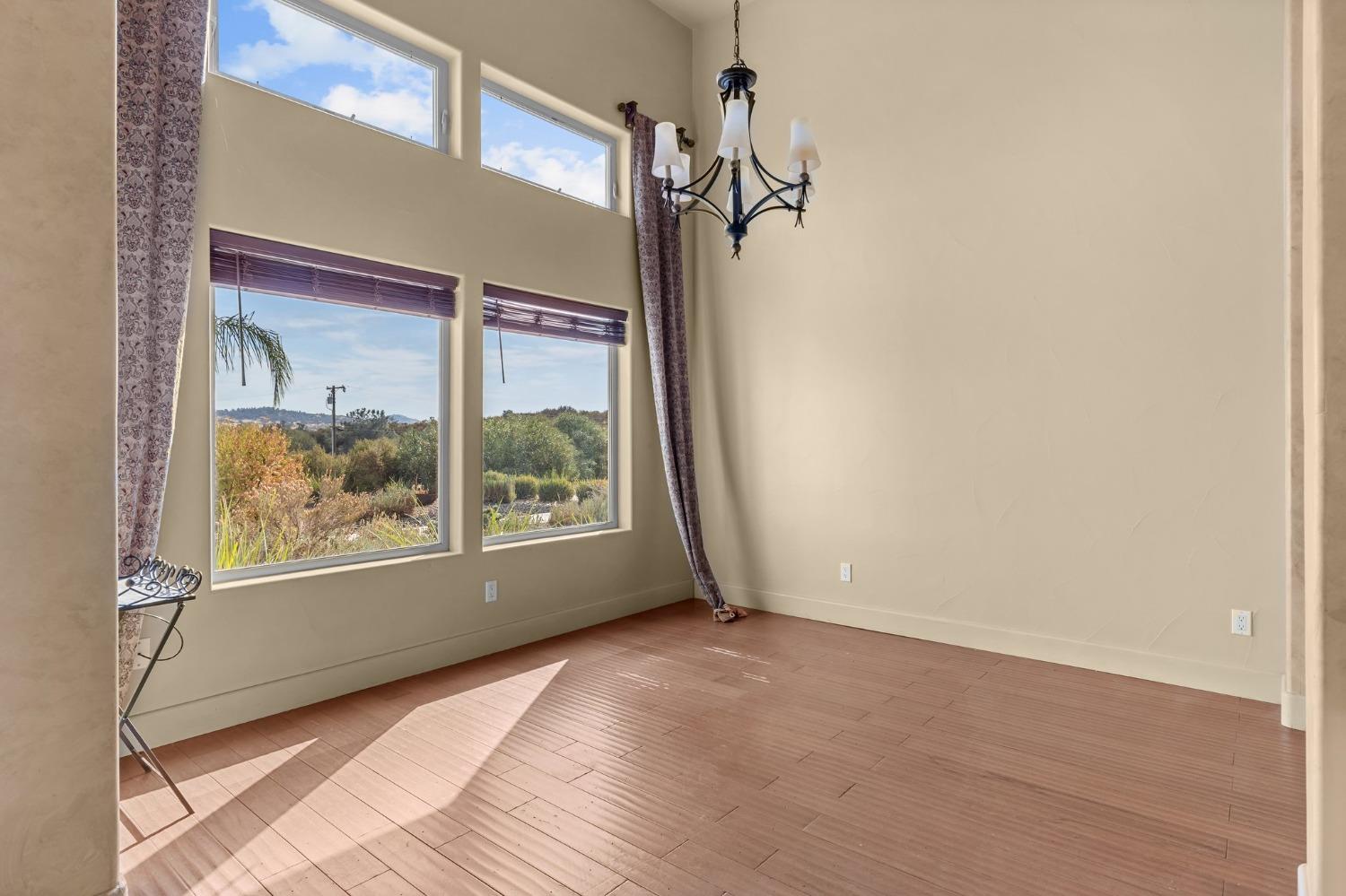 Detail Gallery Image 5 of 49 For 7630 Goose Hill Ranch Rd, Ione,  CA 95640 - 3 Beds | 2/1 Baths