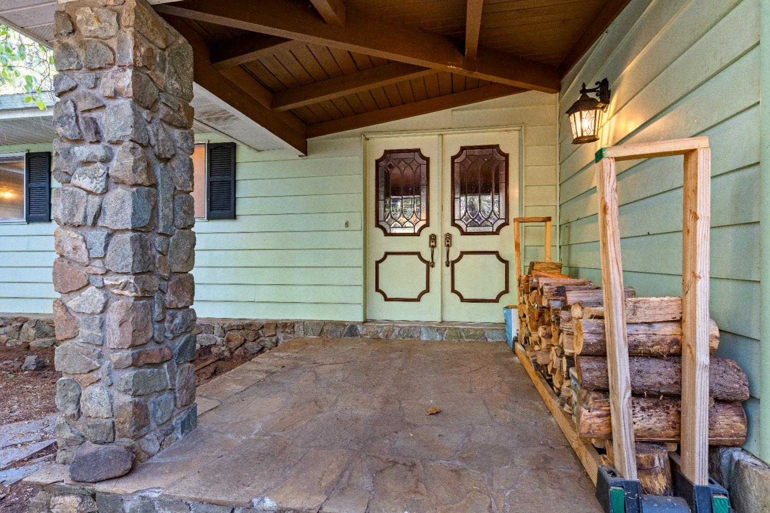 Detail Gallery Image 2 of 55 For 22065 State Highway 20, Nevada City,  CA 95959 - 2 Beds | 2 Baths