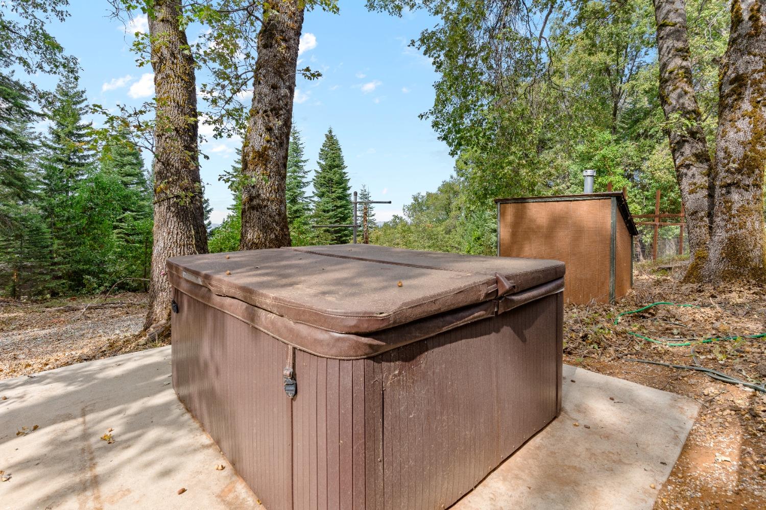 Detail Gallery Image 60 of 72 For 13610 Lightning Tree Rd, Nevada City,  CA 95959 - 2 Beds | 2 Baths