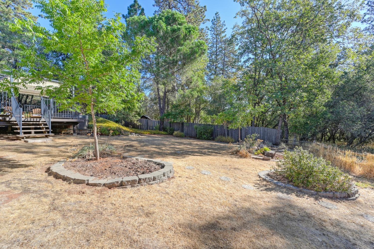 Meadow Oaks Drive, Auburn, California image 40