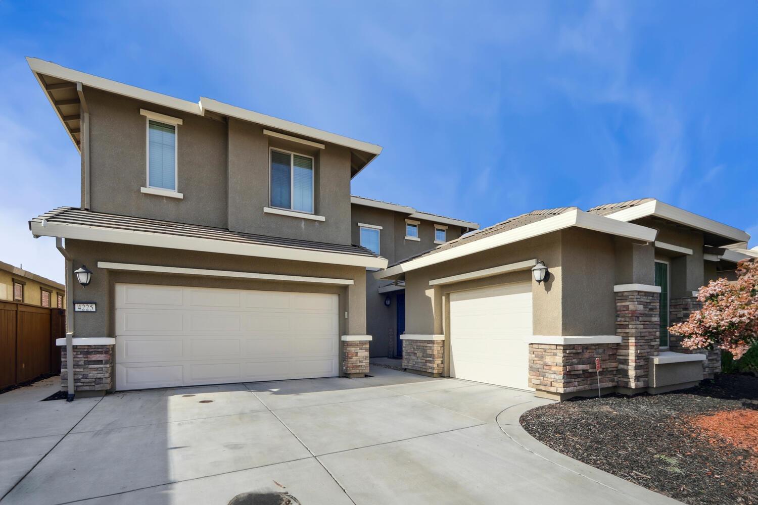 Detail Gallery Image 18 of 77 For 4225 Eckersley Way, Roseville,  CA 95747 - 5 Beds | 4/1 Baths