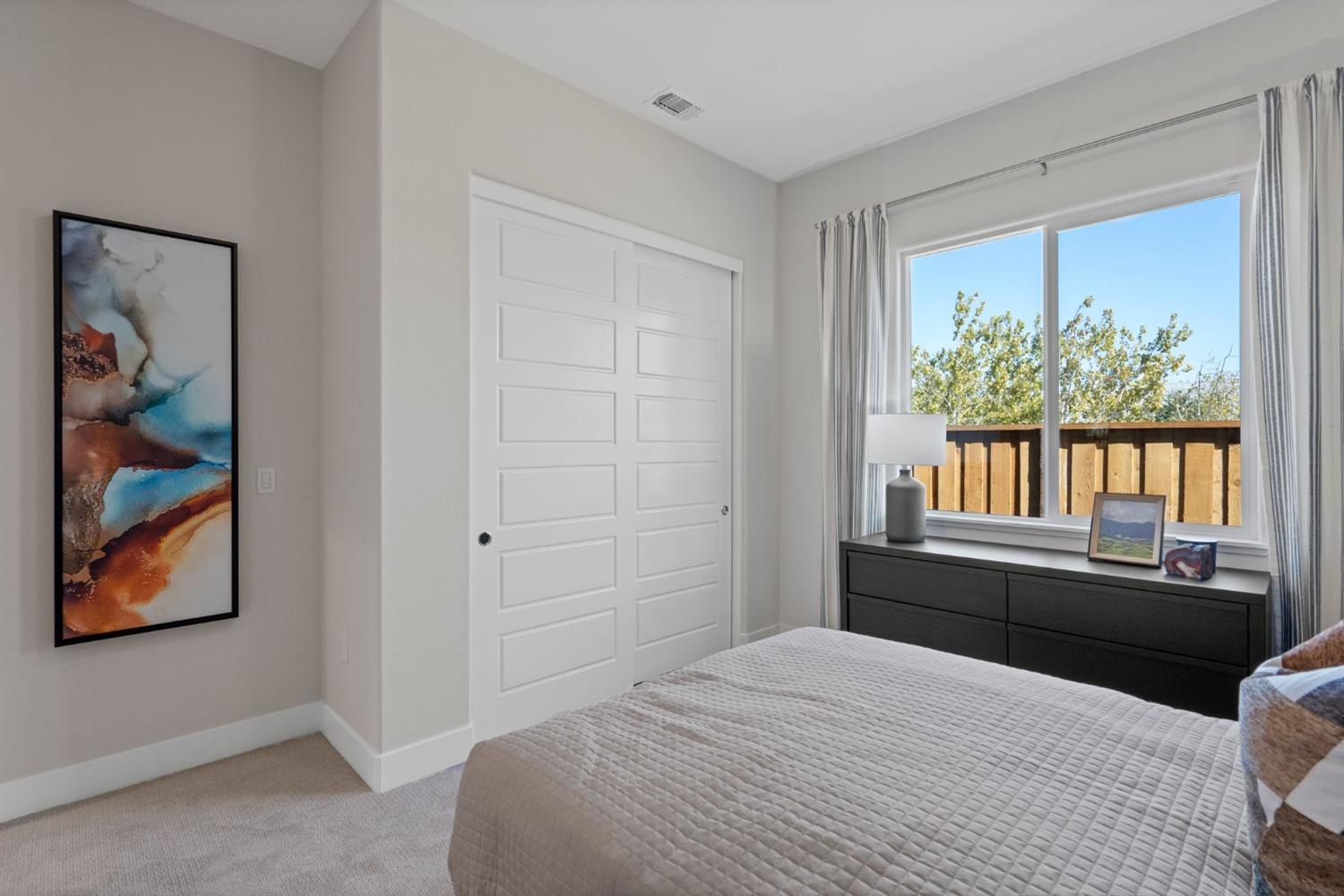 Detail Gallery Image 36 of 41 For 5534 Thomson Loop, Davis,  CA 95616 - 2 Beds | 2/1 Baths