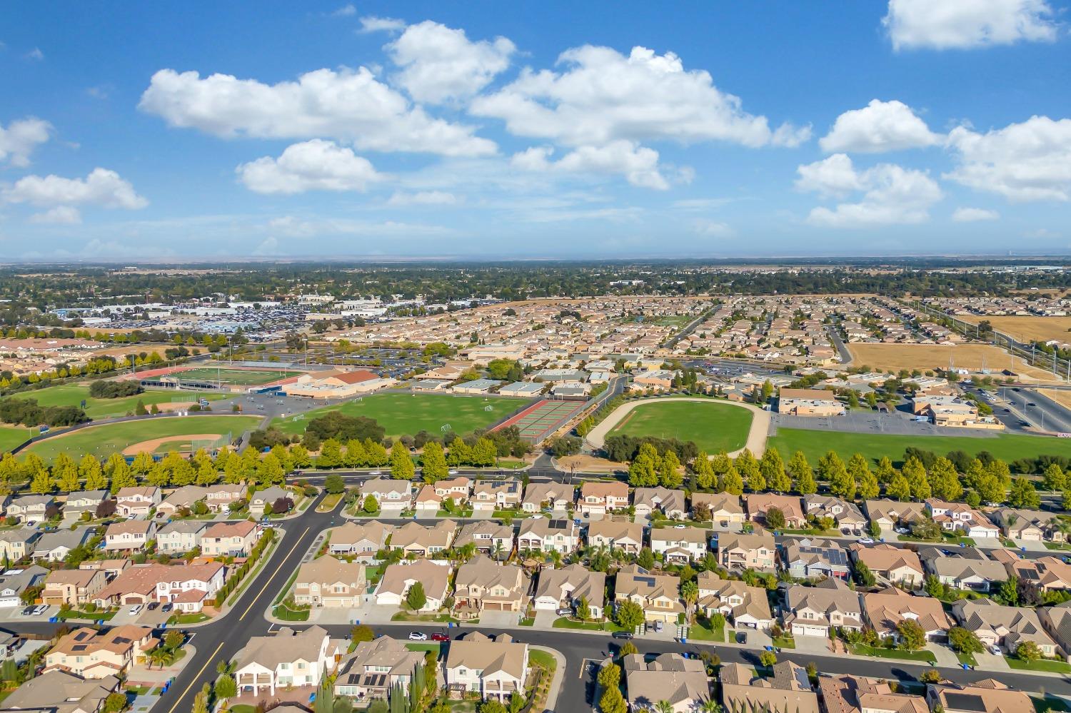 Detail Gallery Image 70 of 71 For 10075 Winkle Cir, Elk Grove,  CA 95757 - 3 Beds | 2/1 Baths